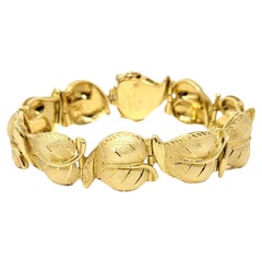 Textured Finish 18 Karat Yellow Gold Diamond Cut Leaf Design Link Bracelet