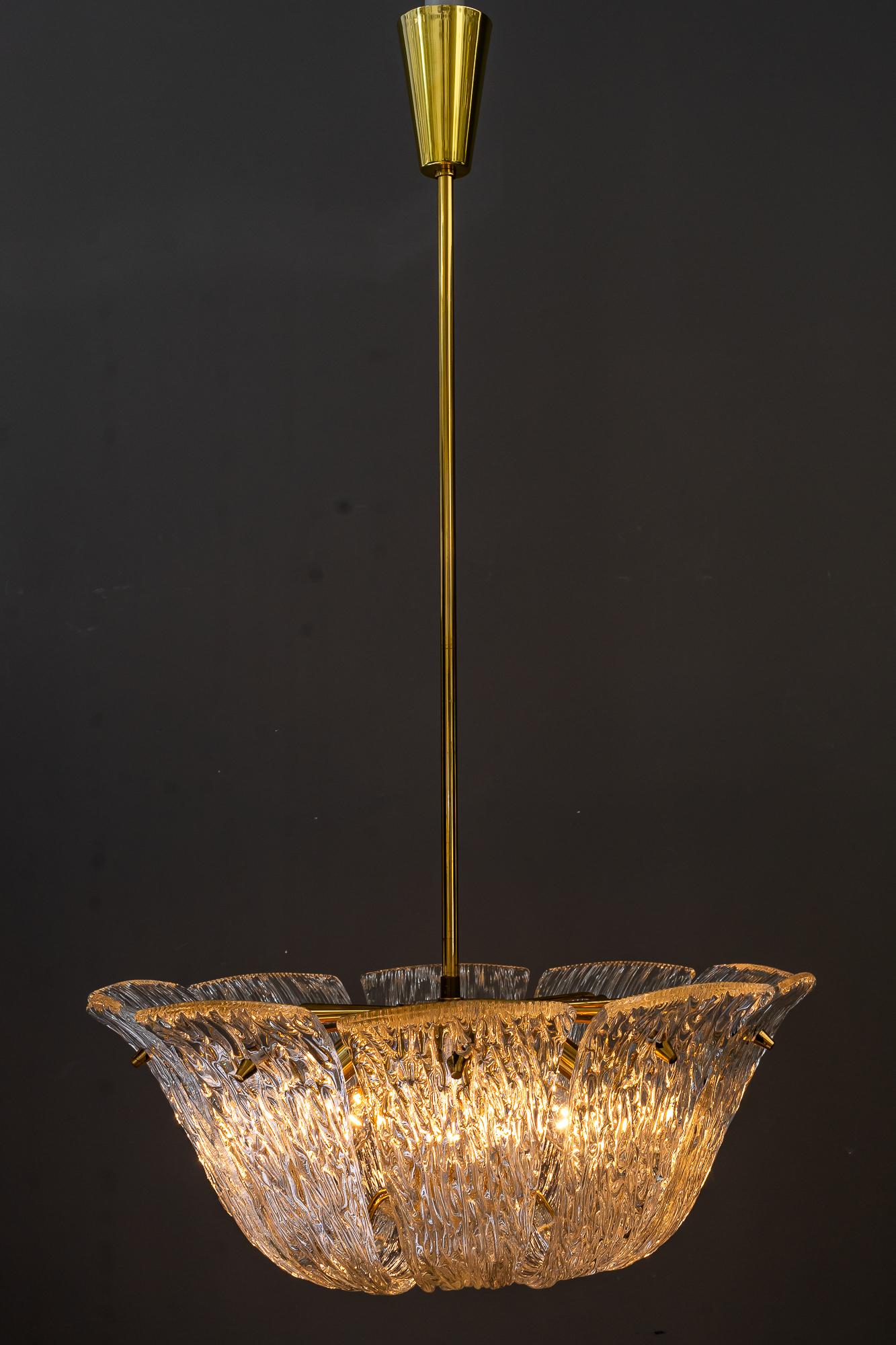 Lustre en verre texturé de Kalmar, Vienne, vers 1950 en vente 2