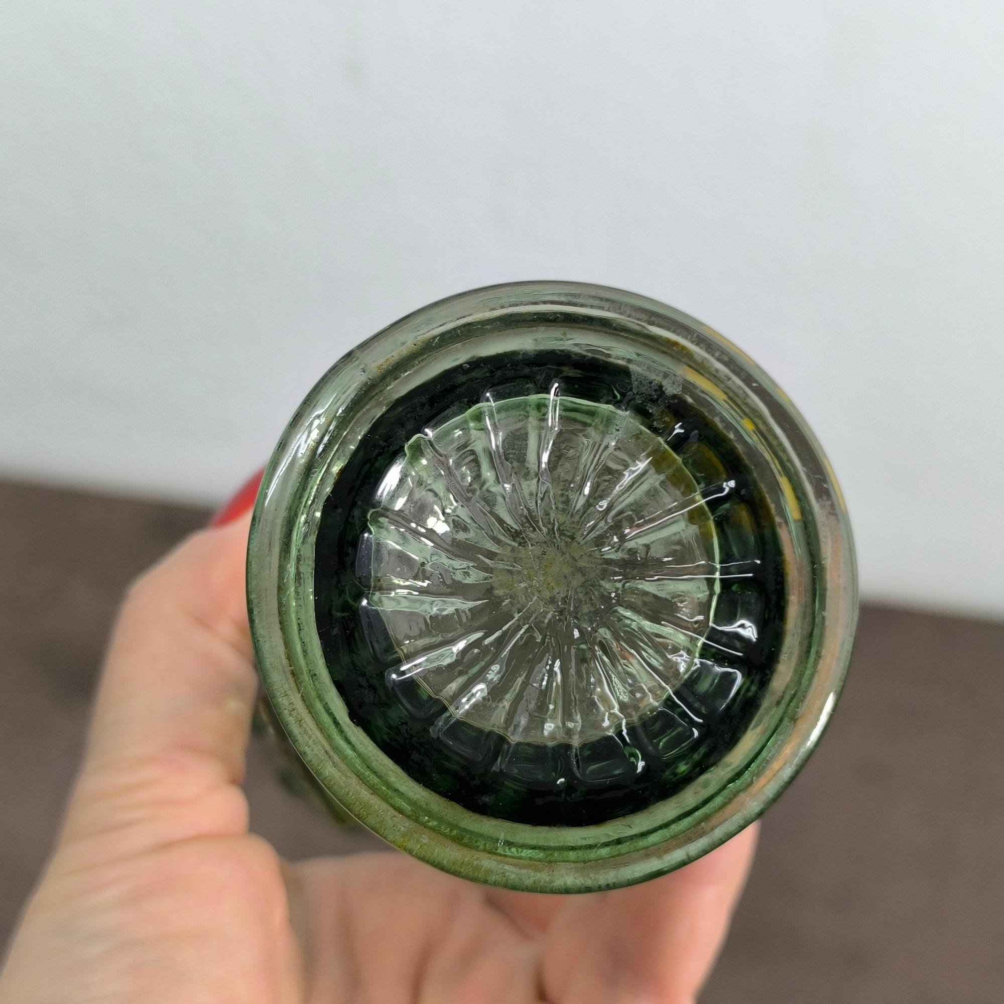 Textured Glass Vase by Lindshammar, Sweden, 1960s - Perfect Gift for Aniversary For Sale 5