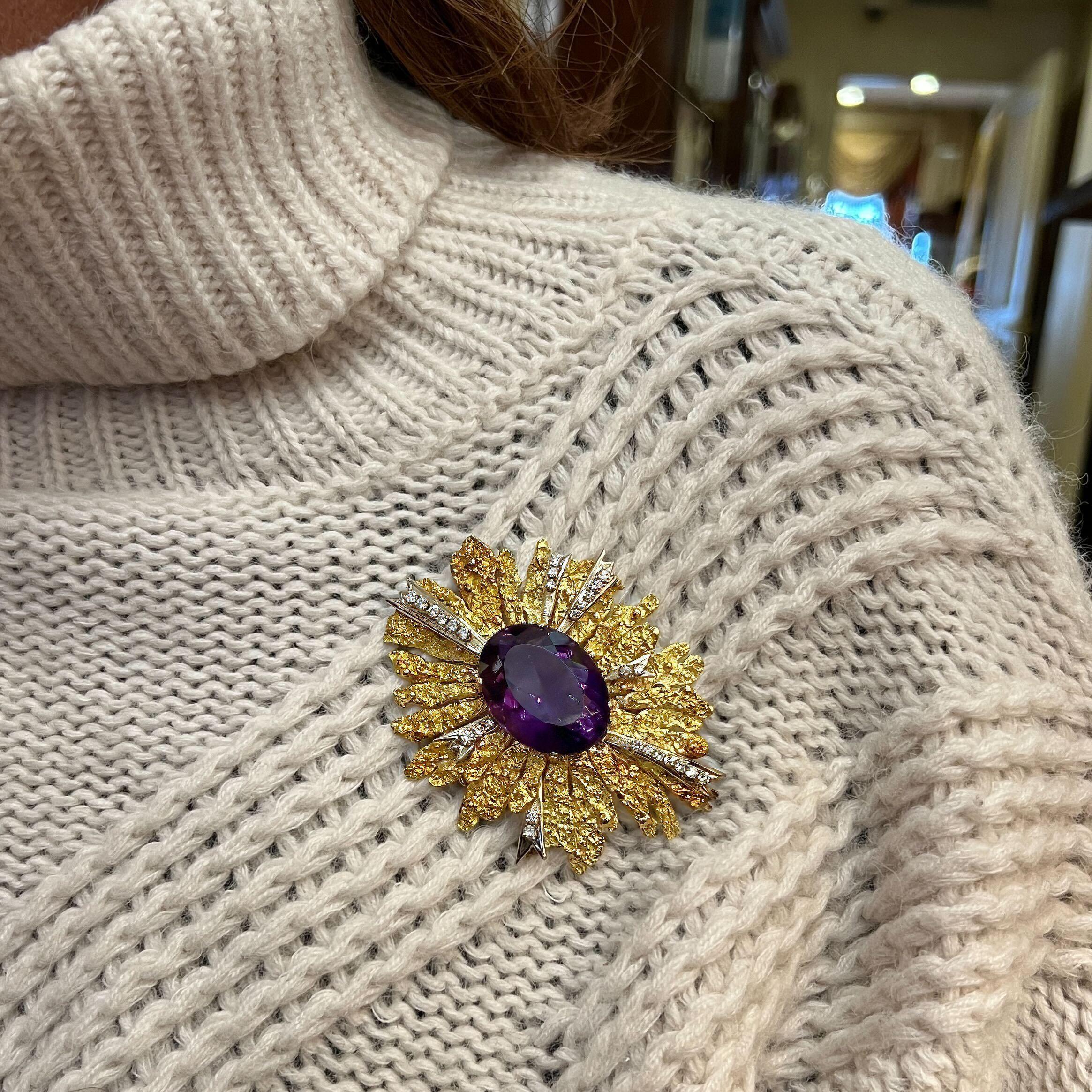 Textured Gold Amethyst Sunburst Brooch In Good Condition For Sale In New York, NY