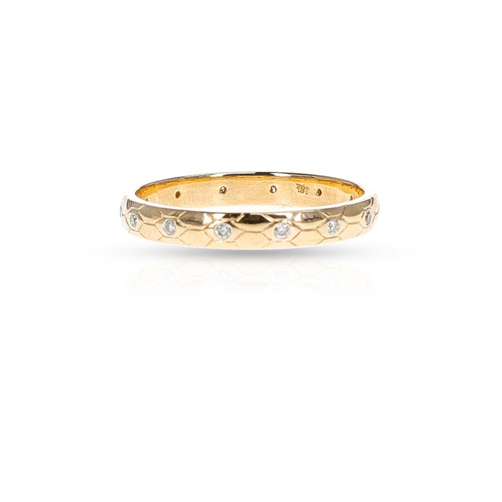 Textured Gold Band with Diamonds, 18k In New Condition In New York, NY