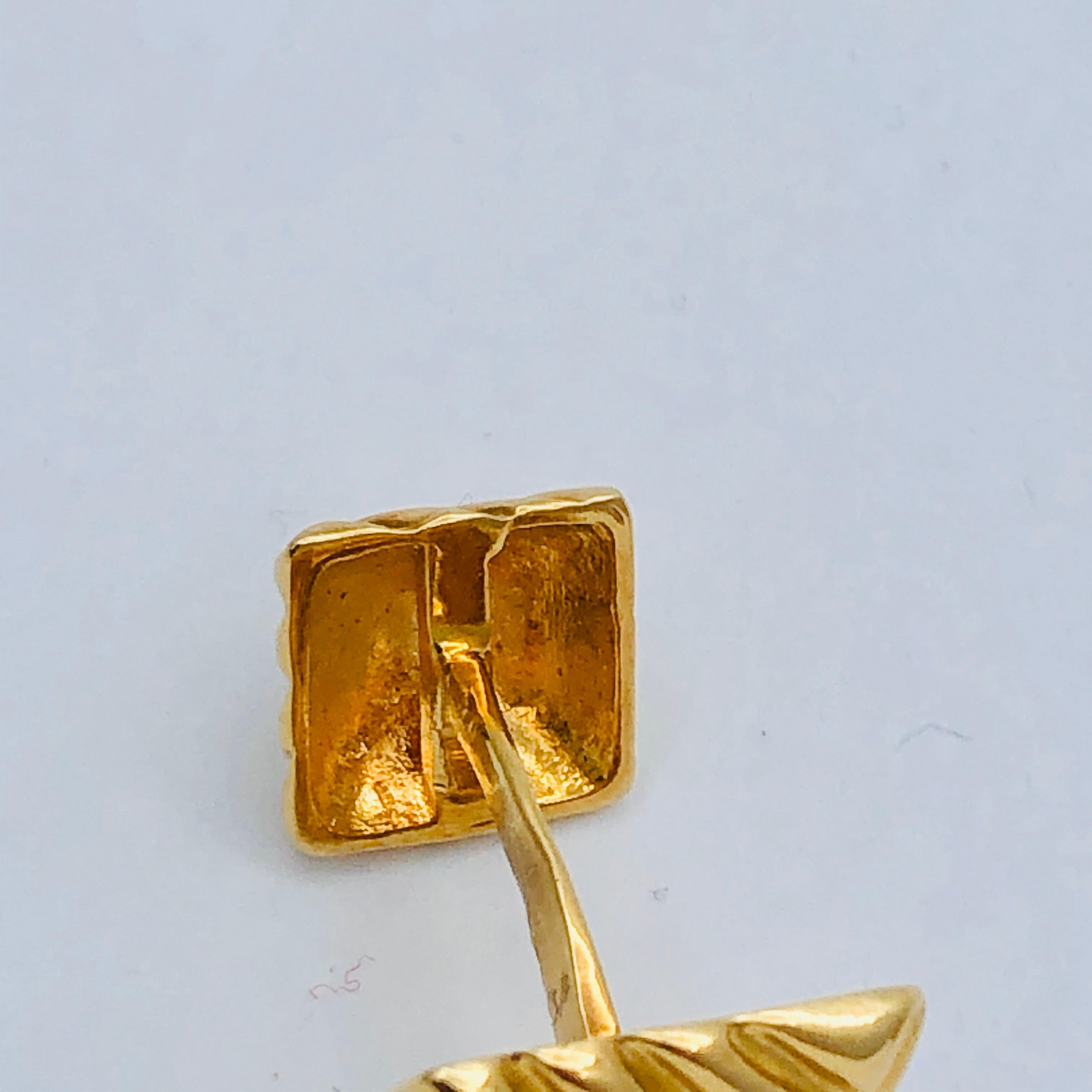 Textured Gold Cufflinks by Emis Beros For Sale 3