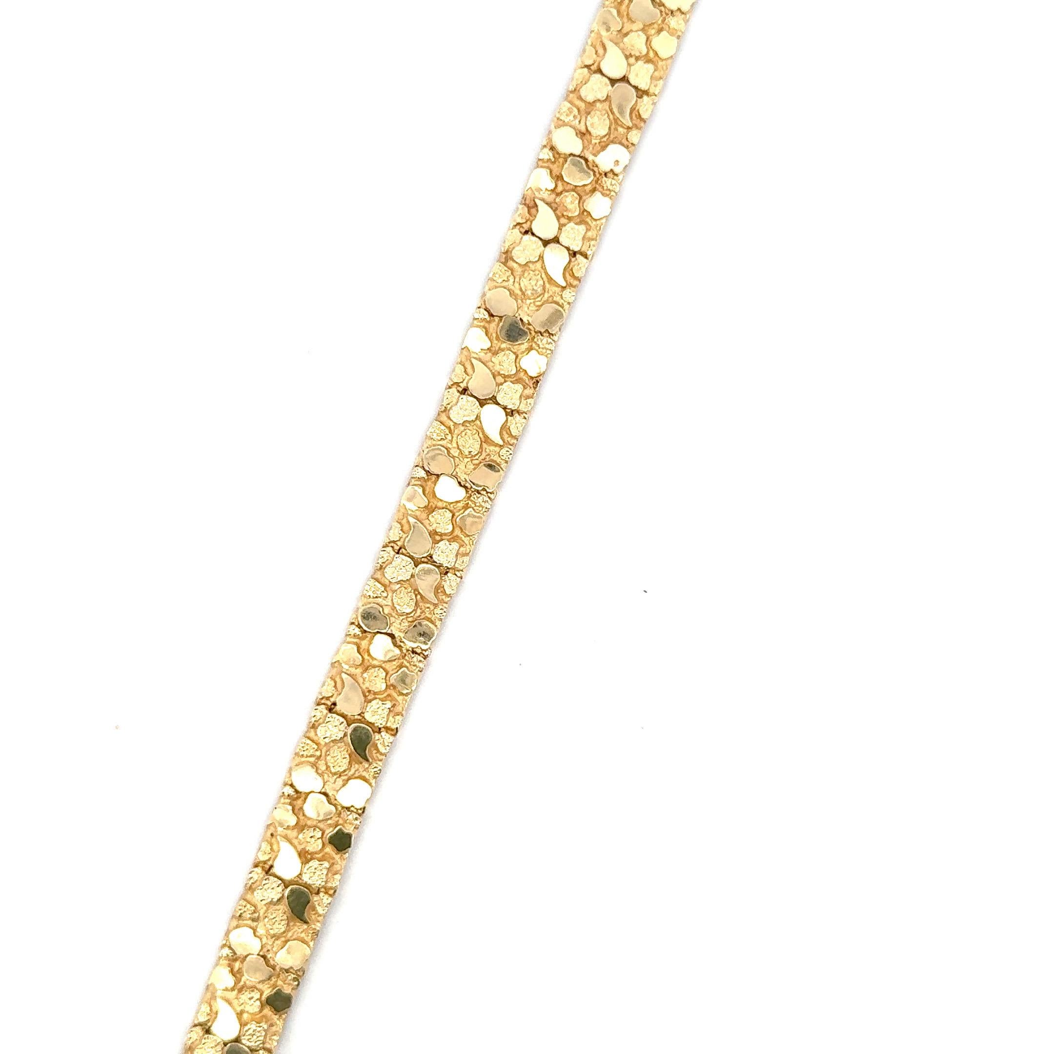 Contemporary Textured & High Polished Stone Motif Bracelet 27.4 Grams 14 Karat Yellow Gold  For Sale