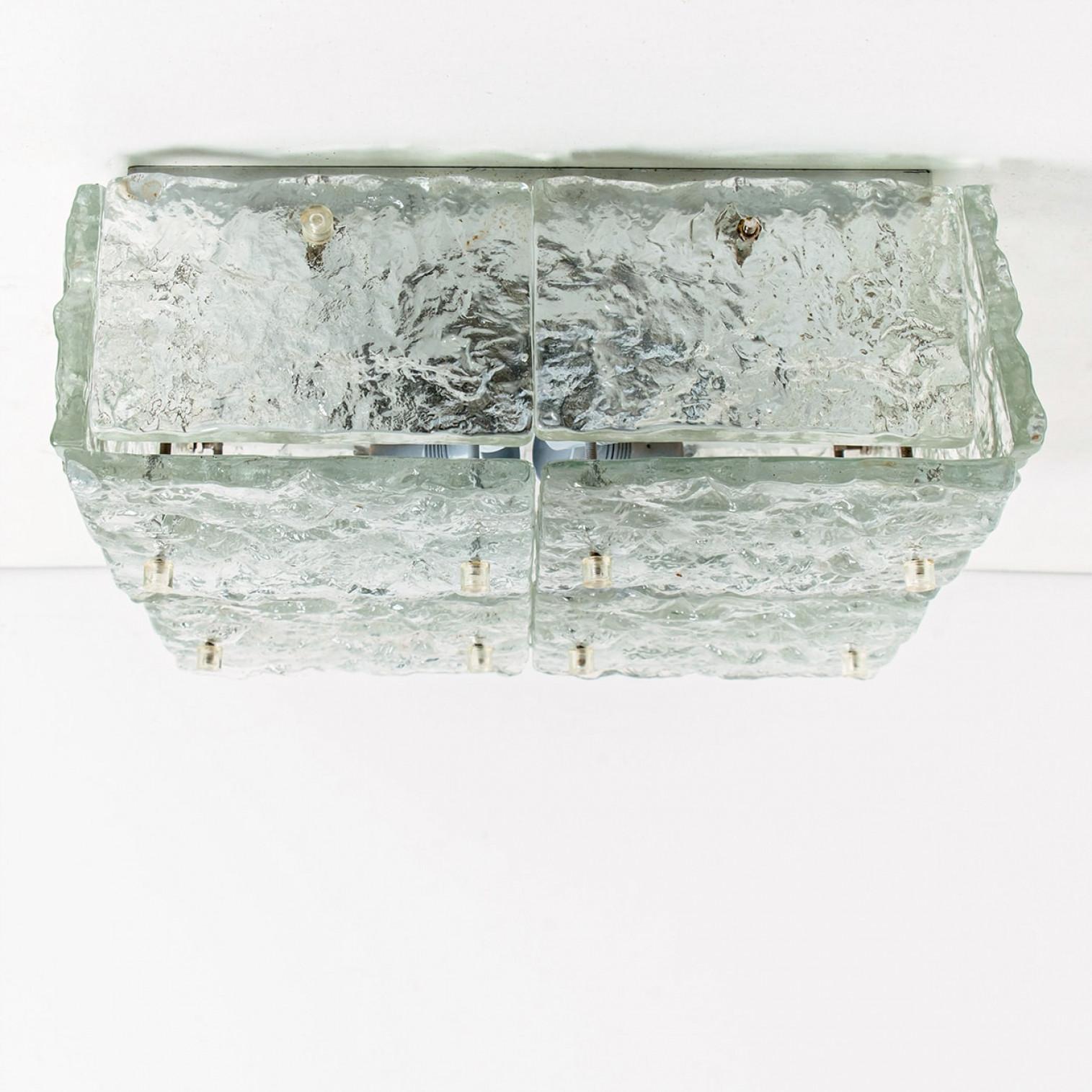 Monture encastrée carrée en verre glacé texturé de Kalmar, Autriche, 1960 en vente 4