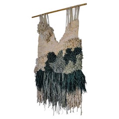 Appendiabiti da parete in macramè, lana verde e beige, Spagna, circa anni '70