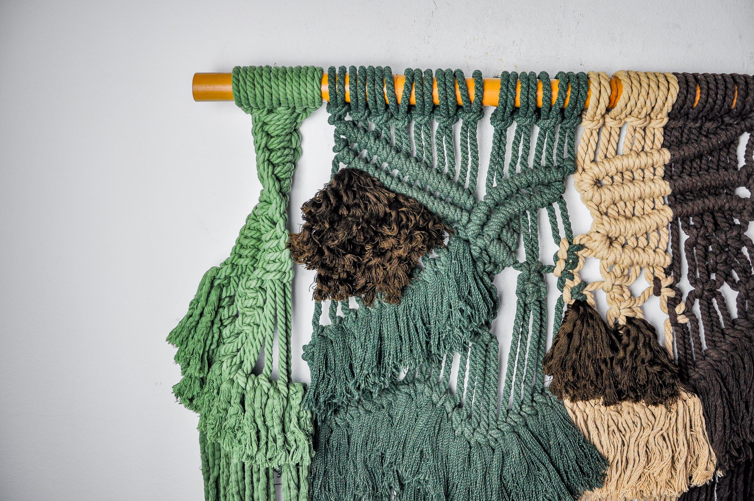Wandbehang aus strukturiertem Macrame, Spanien, 1970er Jahre (Hollywood Regency) im Angebot