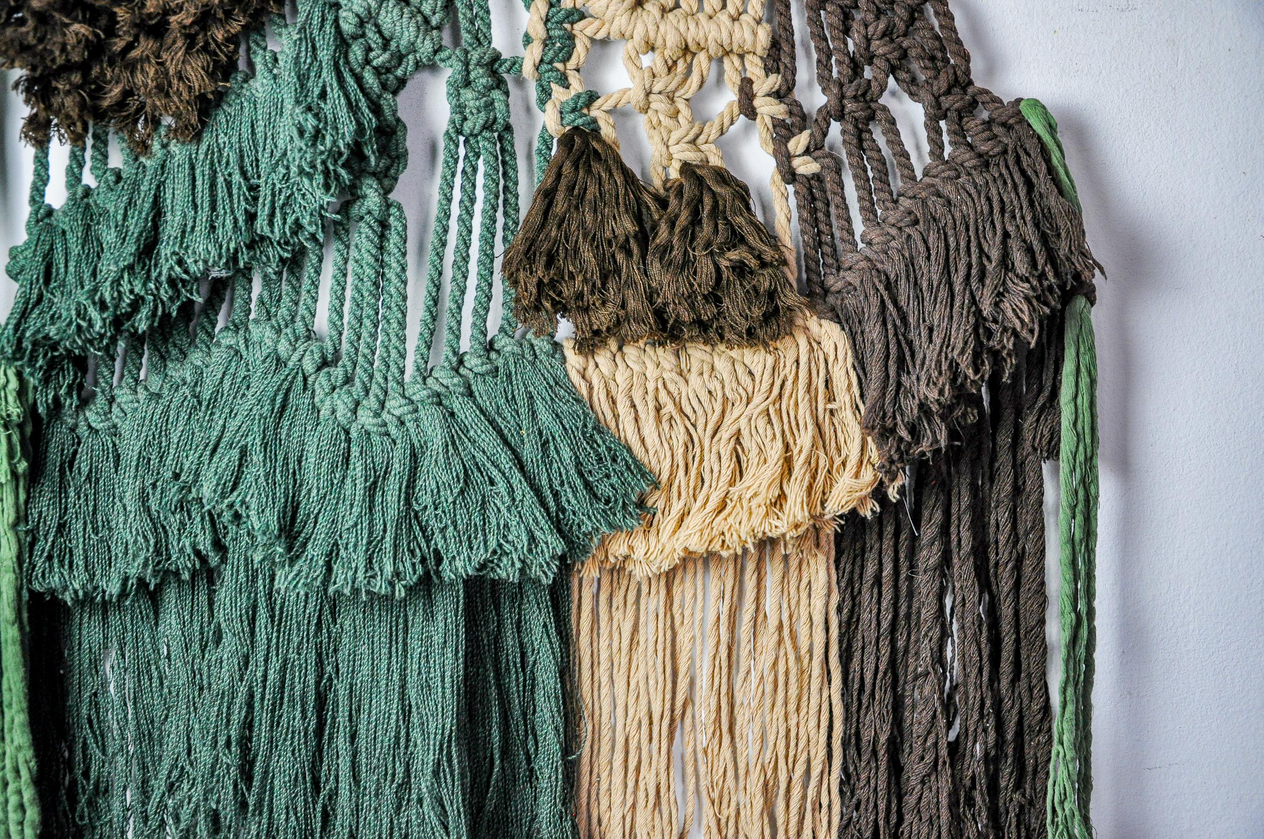 Wandbehang aus strukturiertem Macrame, Spanien, 1970er Jahre im Zustand „Gut“ im Angebot in BARCELONA, ES
