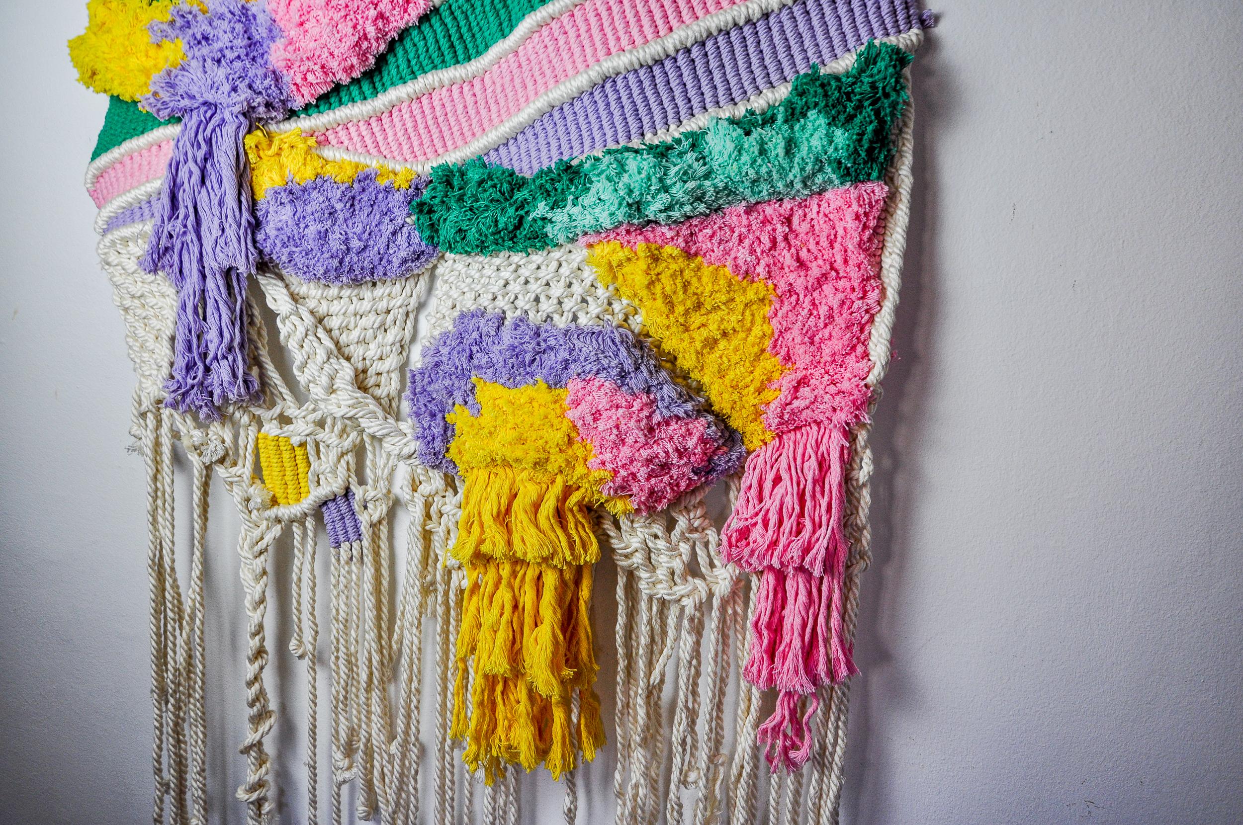 Wandbehang aus strukturiertem Macrame, Spanien, 1970er Jahre (Wolle) im Angebot