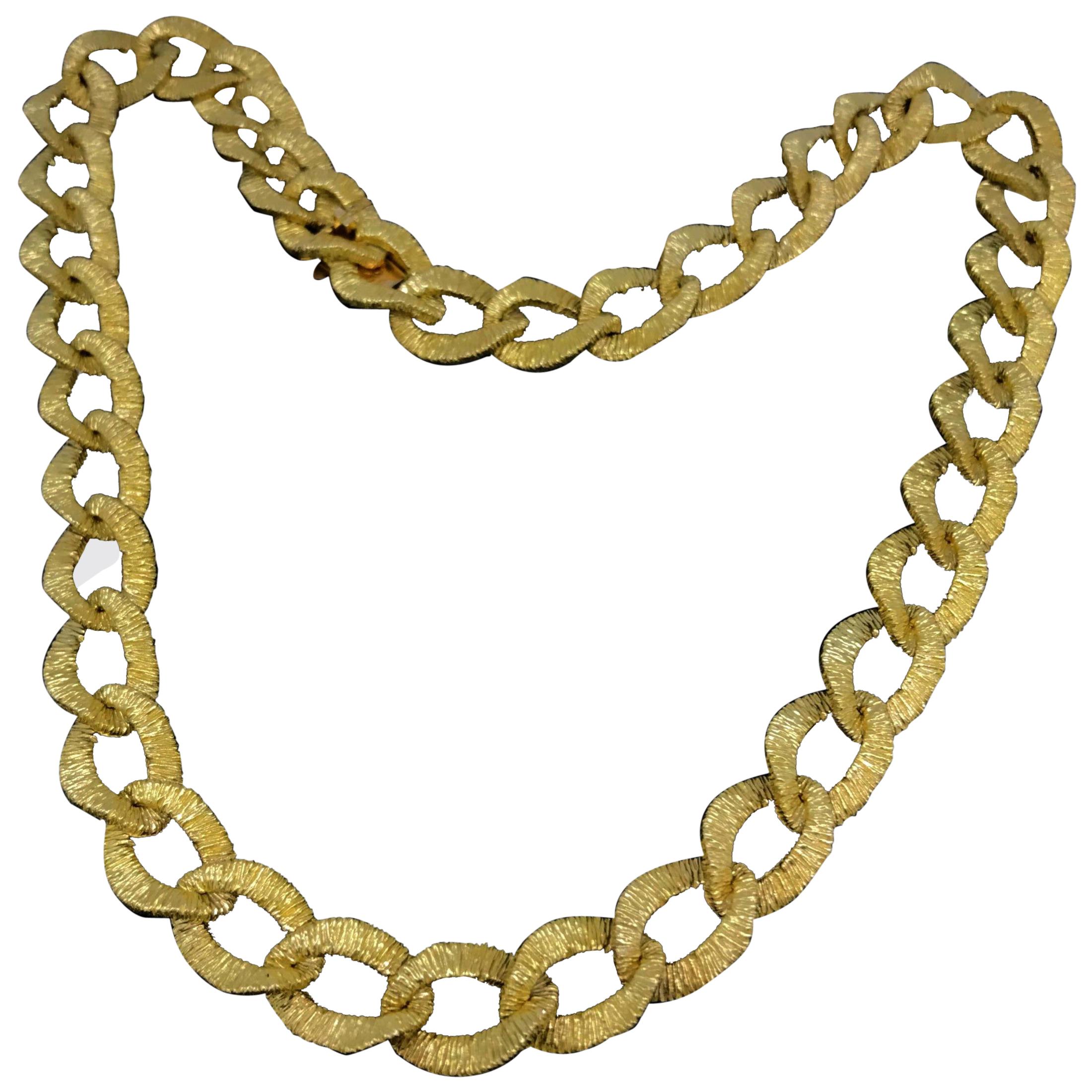Textured Necklace, 18 Karat Yellow Gold, France, circa 1970