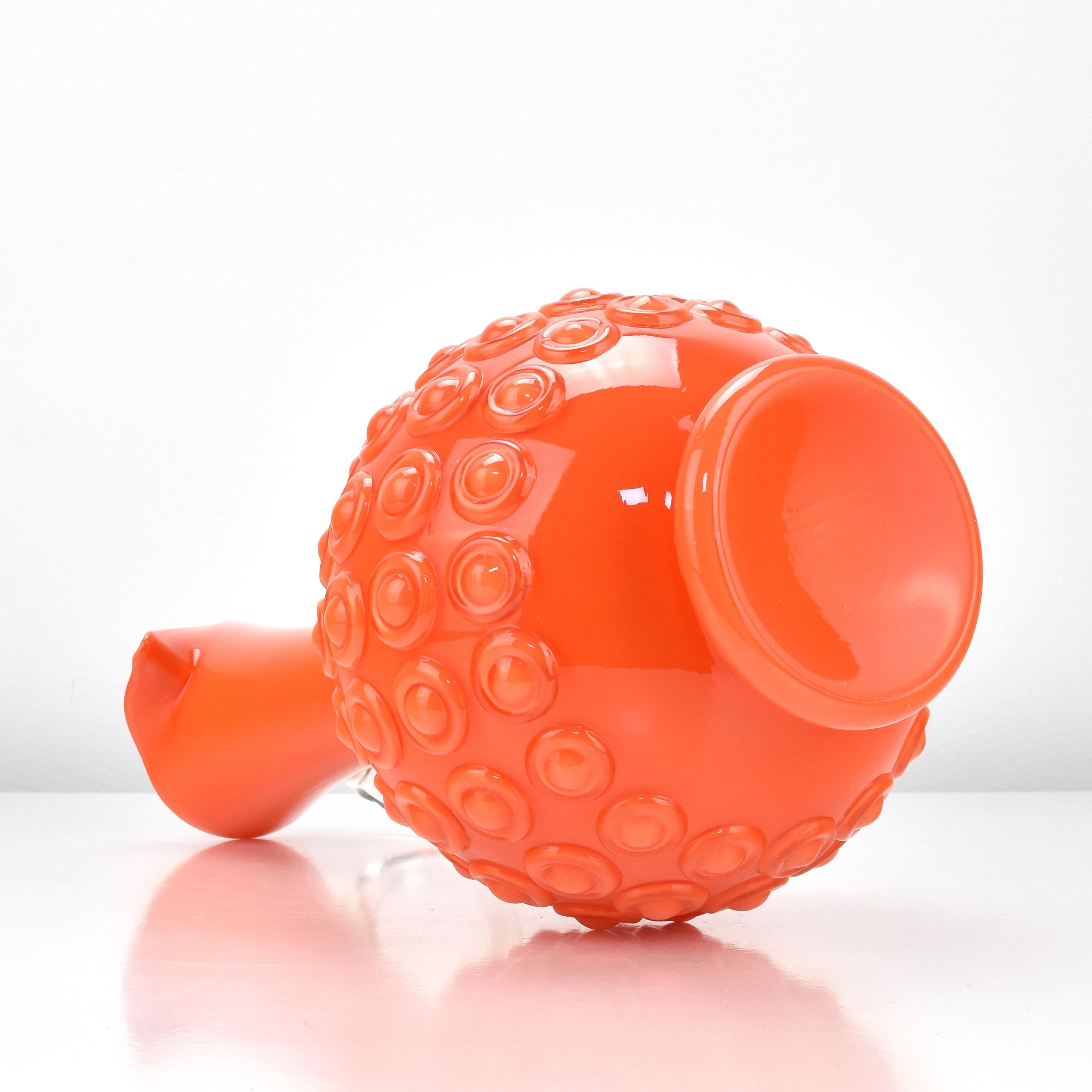 Textured Orange Art Glass Vase / Jug Empoli Opaline di Firenze Hobnail Pattern In Good Condition For Sale In Bad Säckingen, DE