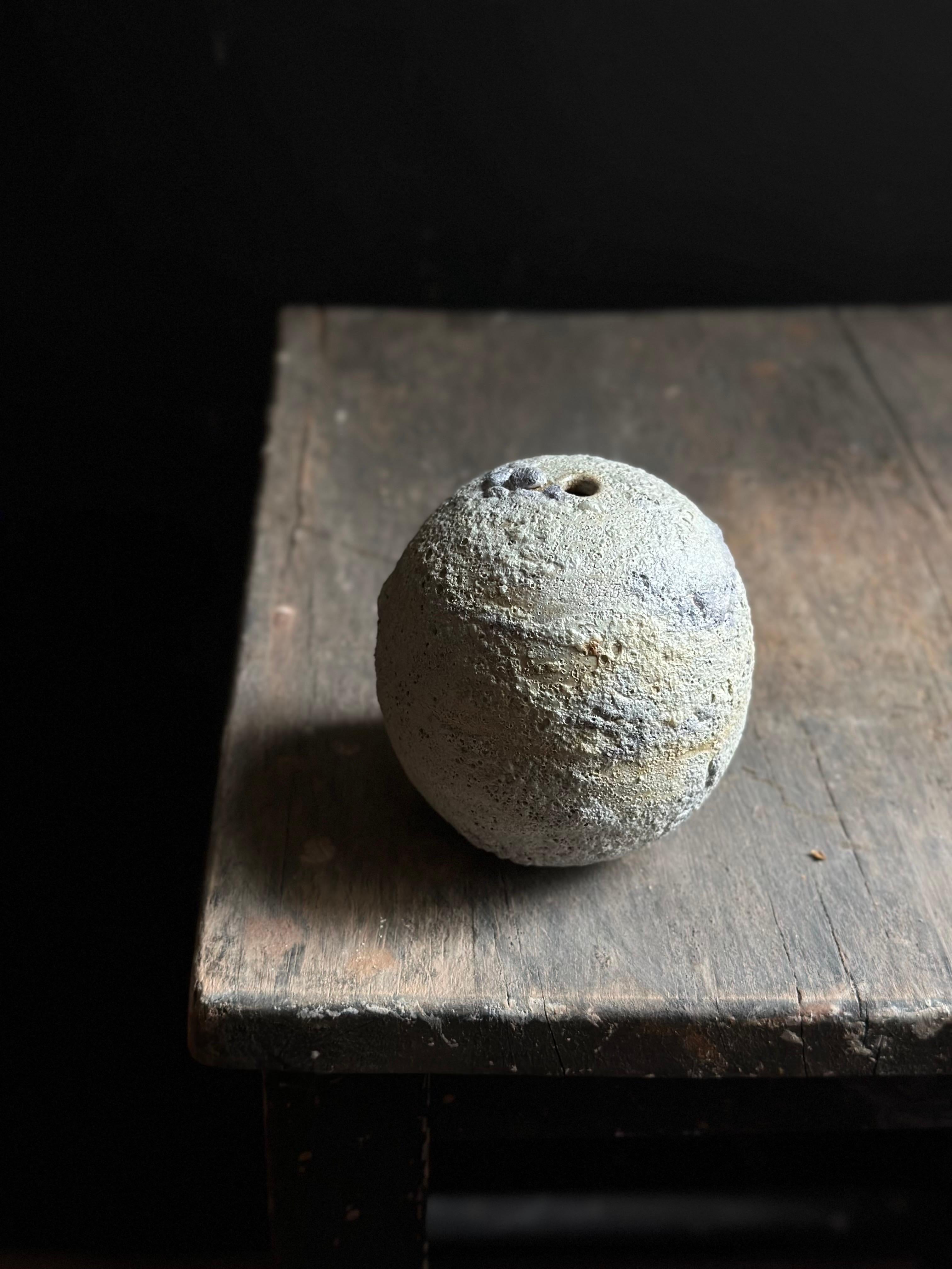 Vaso di gemme in lava vulcanica organica strutturata 4
