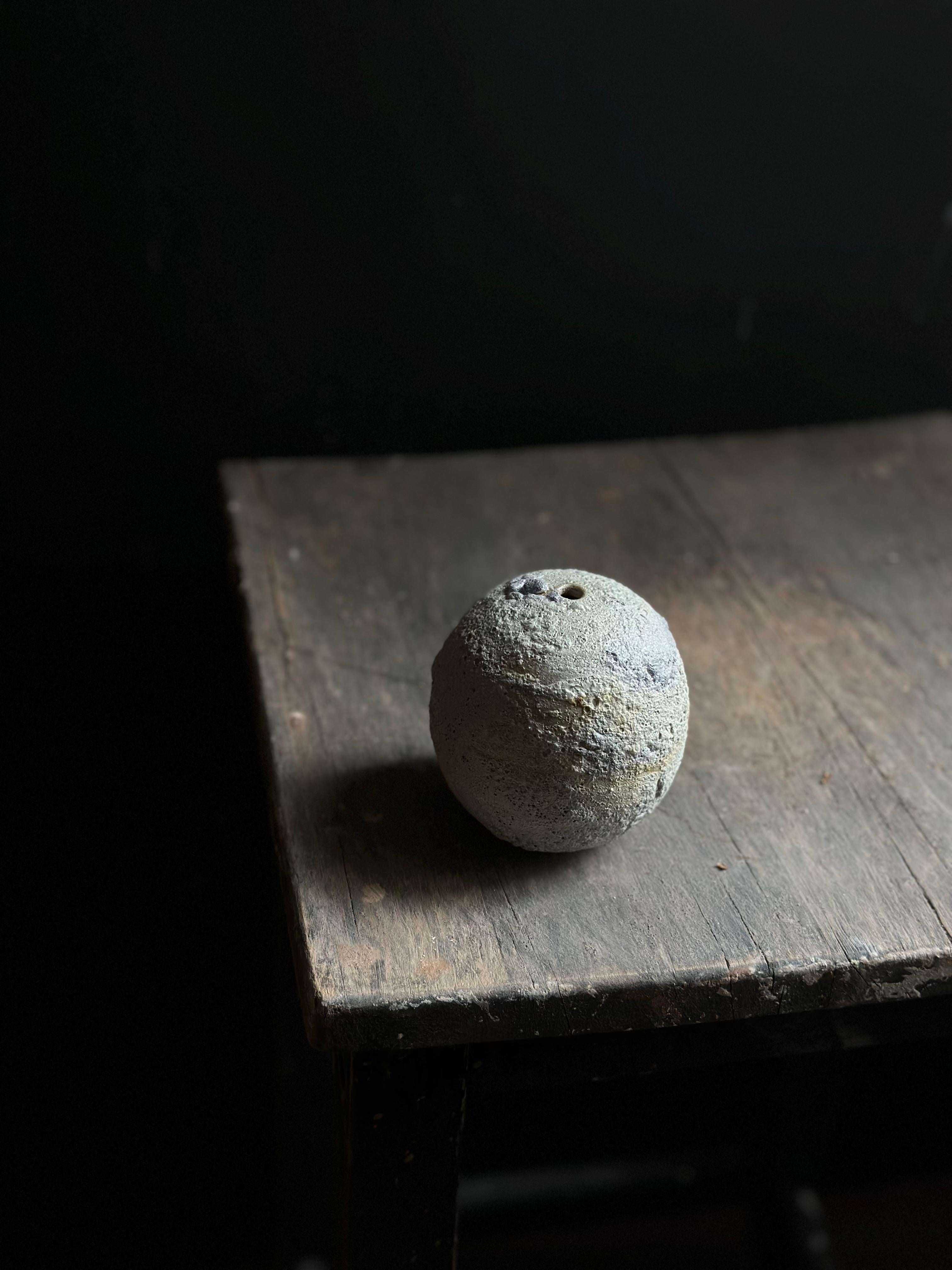 Vaso di gemme in lava vulcanica organica strutturata In condizioni Nuovo a Pasadena, CA