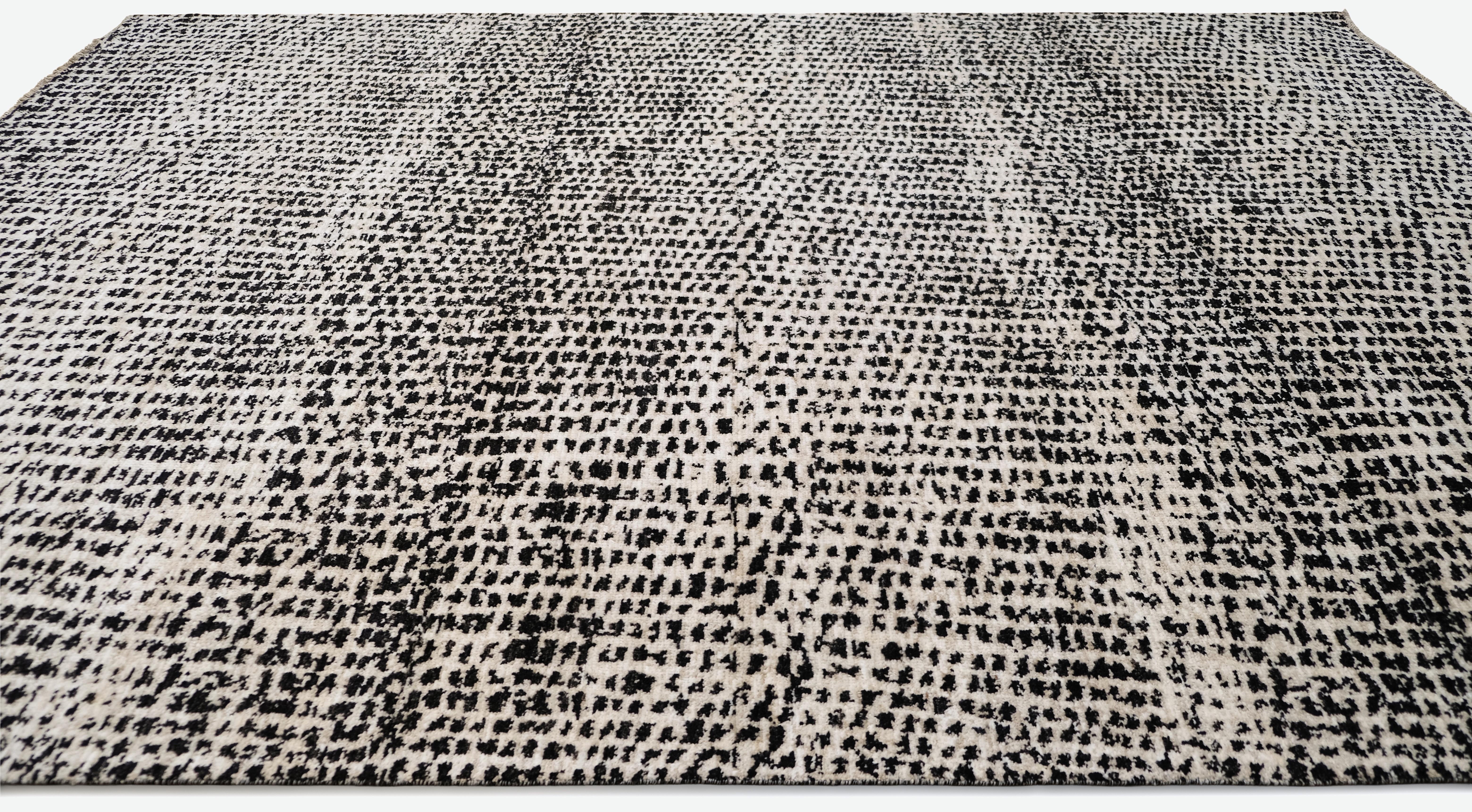 Pakistani Textured Pattern with Abstract Linear Black and Beige Wool Rug 8'10''x12'1'' For Sale