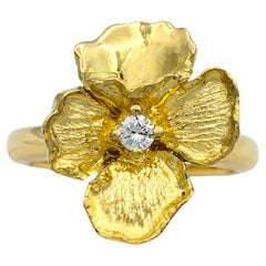 Textured Petal Flower Ring with Solitaire Diamond in 18 Karat Yellow Gold