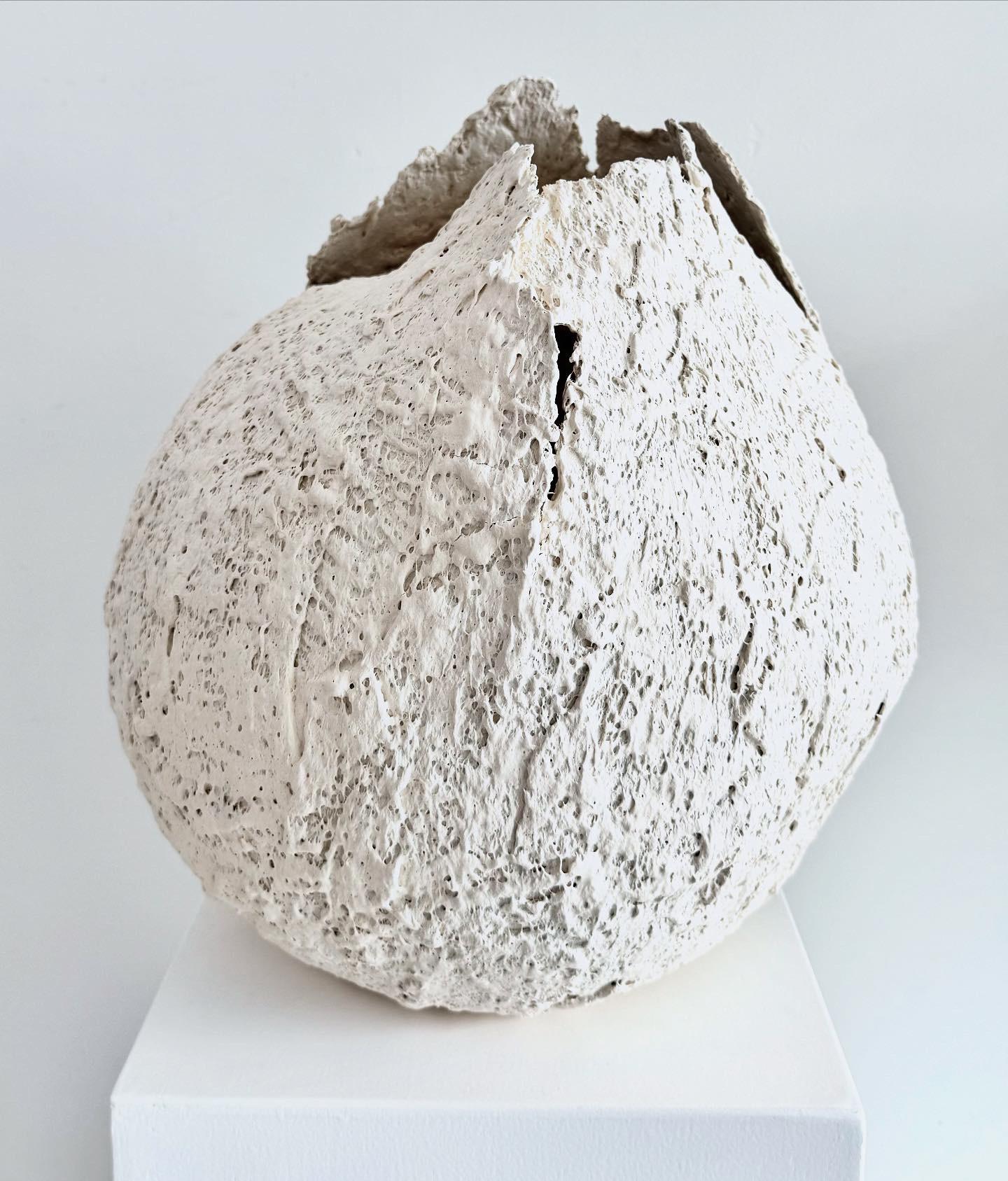 Porcelaine texturée Vaisseau lune. 