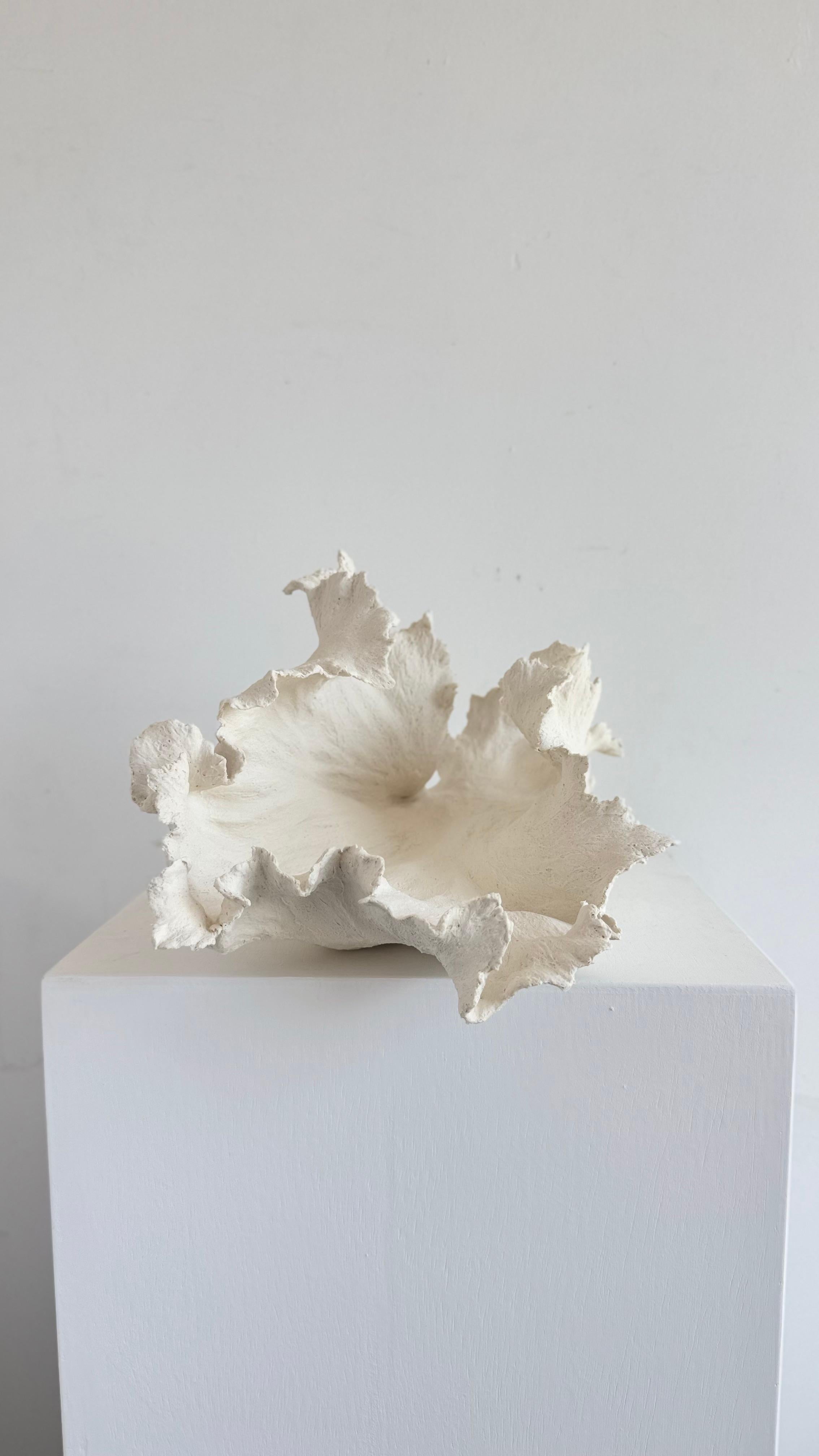 Textured Porcelain Sculpture Leaf- Mabel In New Condition For Sale In Los Angeles, CA
