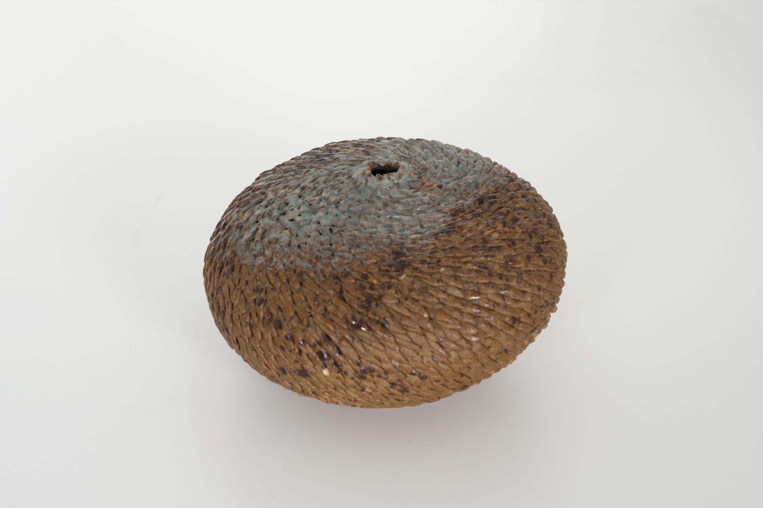 Textured Porcupine Vase In Good Condition For Sale In Chicago, IL