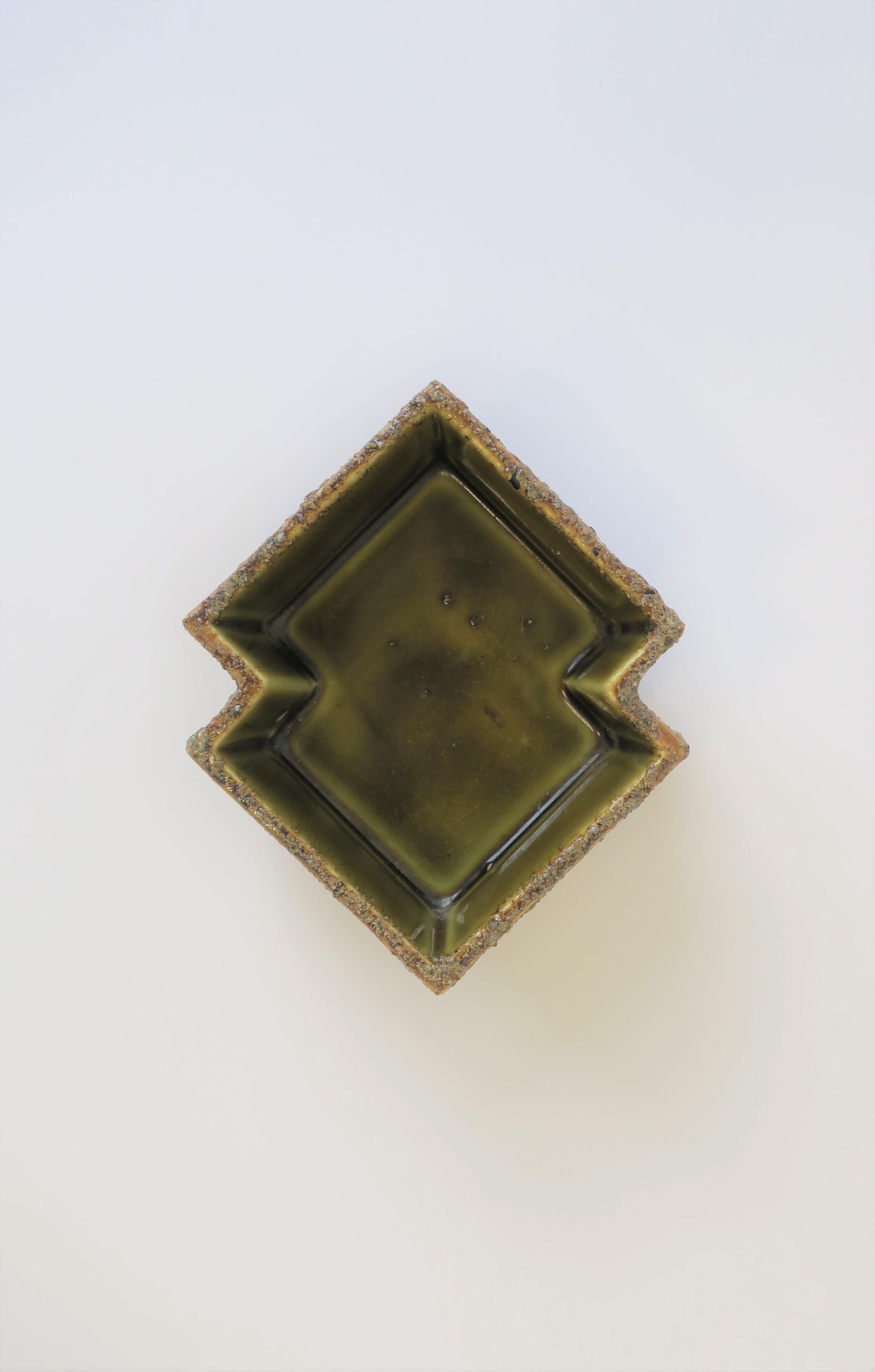 Glazed Textured Japanese Pottery Bowl