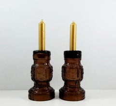 Candelabri scandinavi in vetro marrone Ruda Glasbruk della metà del secolo scorso