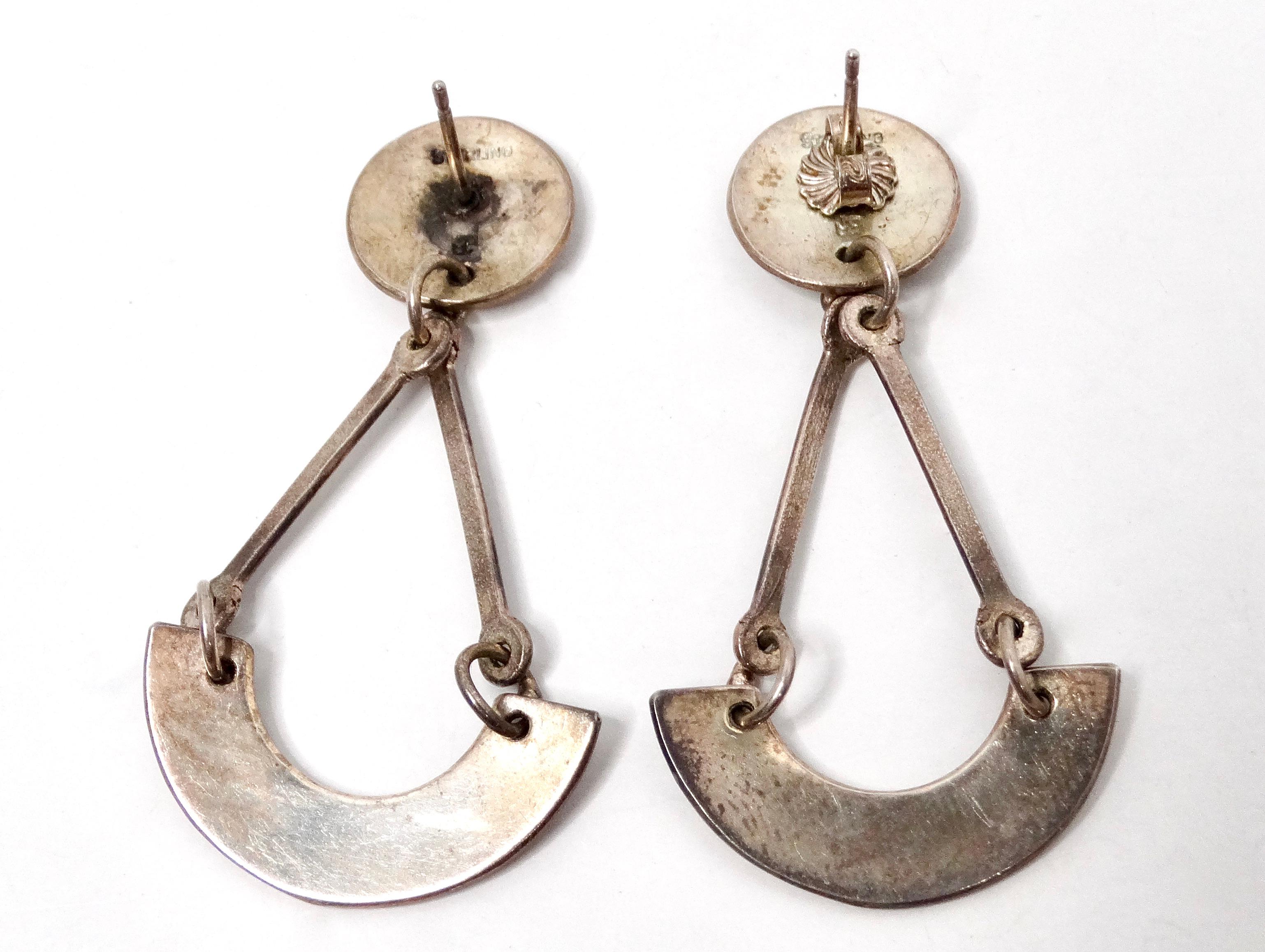 De las mujeres Pendientes colgantes geométricos Mod de plata de ley texturizada en venta