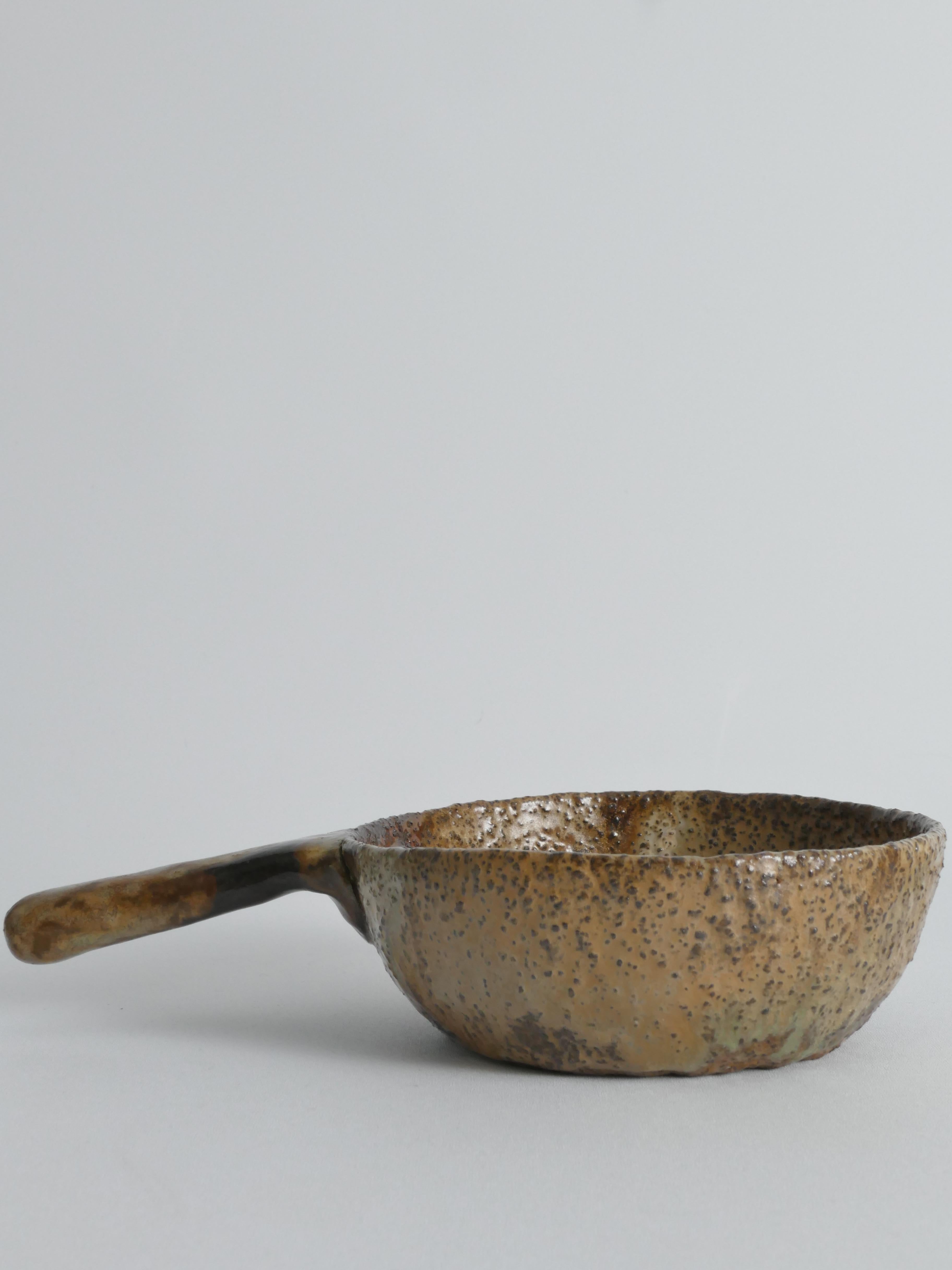 Textured Stoneware Bowl with Sculptural Handle, Handmade Studio Ceramic In Good Condition For Sale In Grythyttan, SE