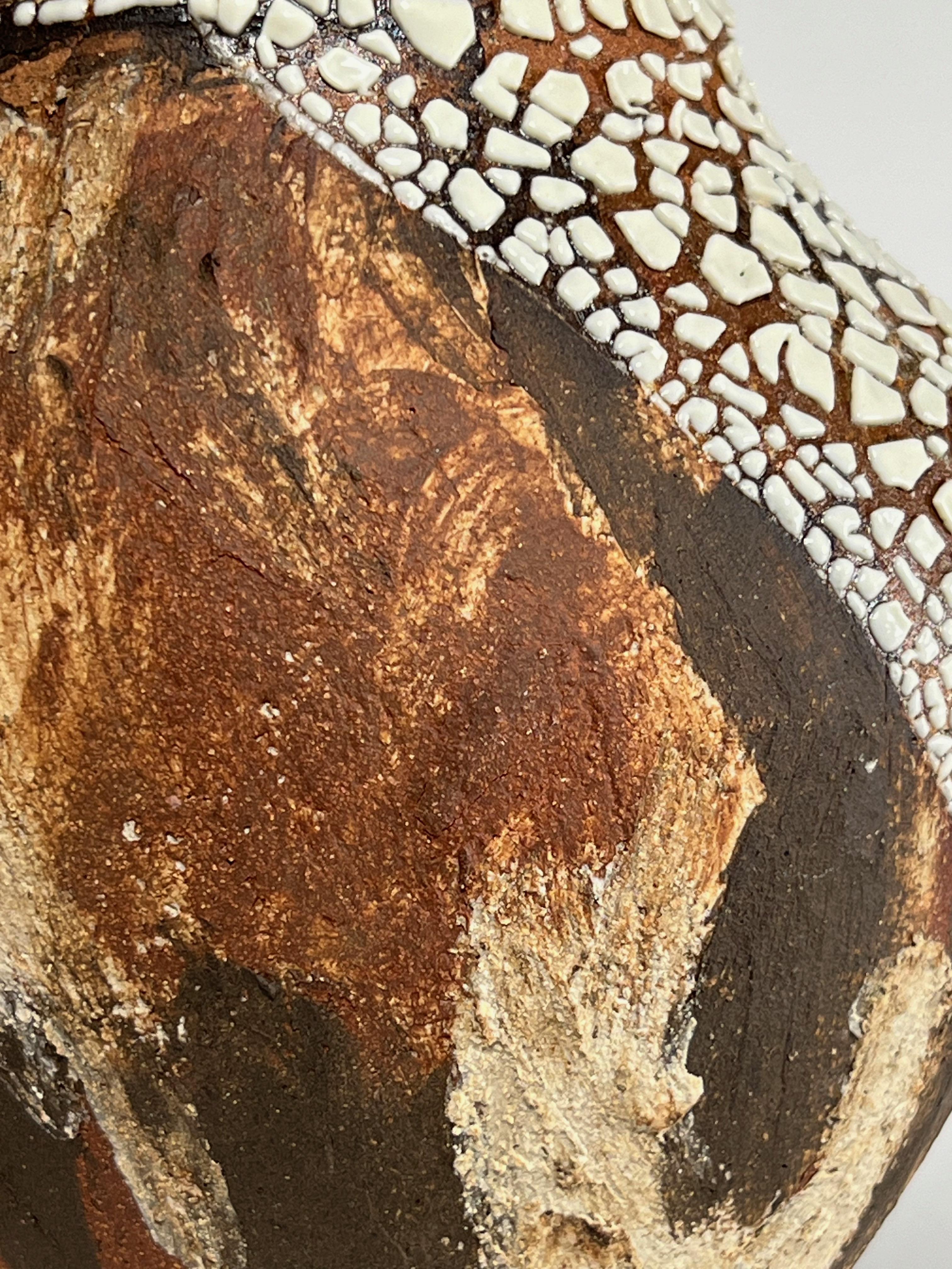 XXIe siècle et contemporain Vase en céramique terre cuite texturée - Récupéré dans une carrière perdue - Fabriqué à la main - Organic Modern en vente