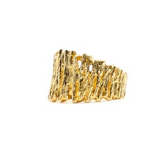 Textured Tree Bark Cigar Ring in 18k Yellow Gold