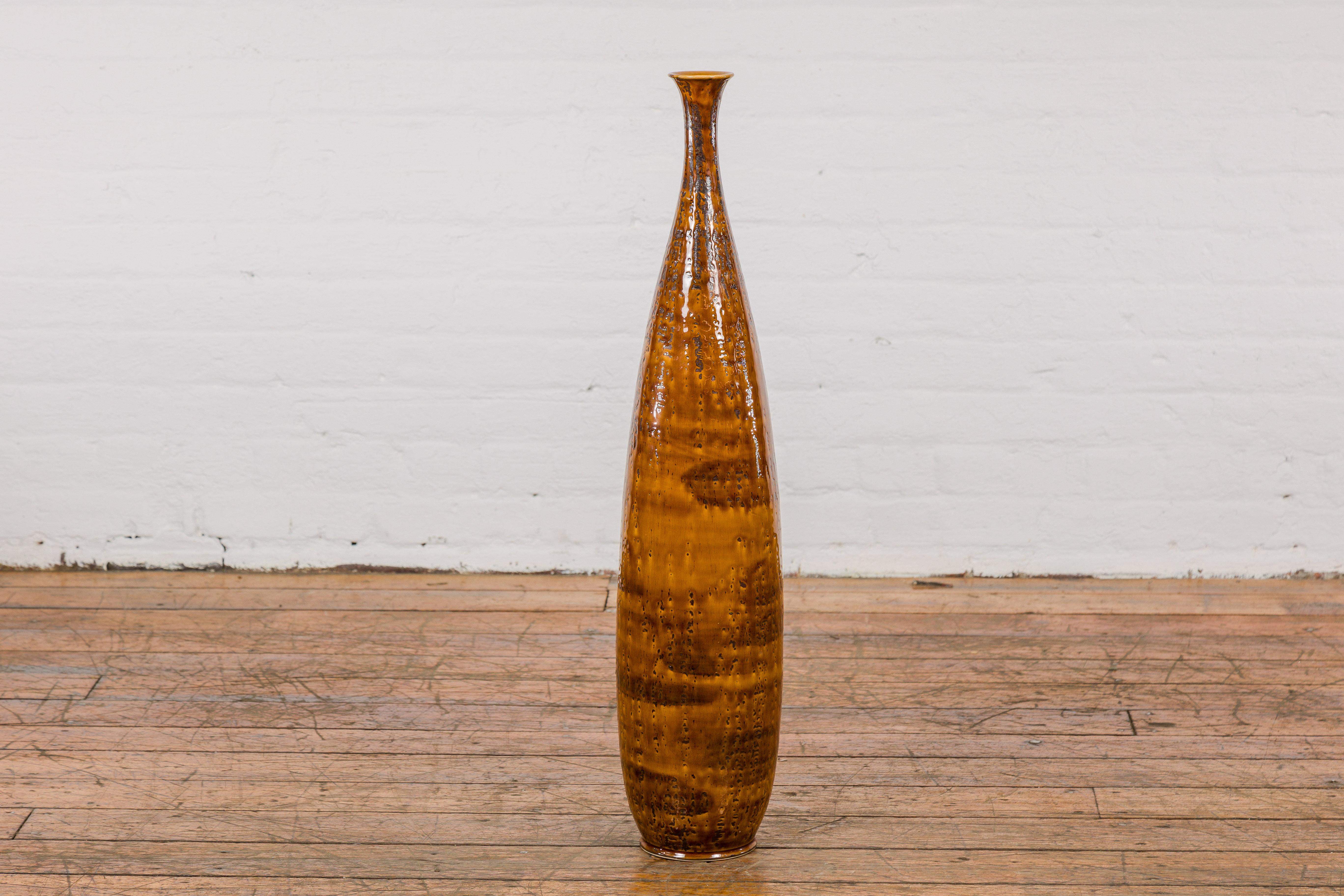 Grand vase texturé bicolore Brown à ouverture étroite, Elegance en vente 4
