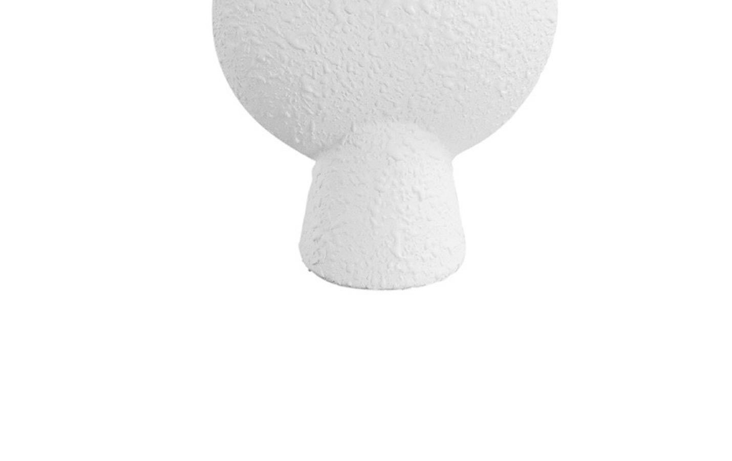 Chinois Vase en céramique blanche texturée en forme de bulle, Design/One, Chine, Contemporain en vente