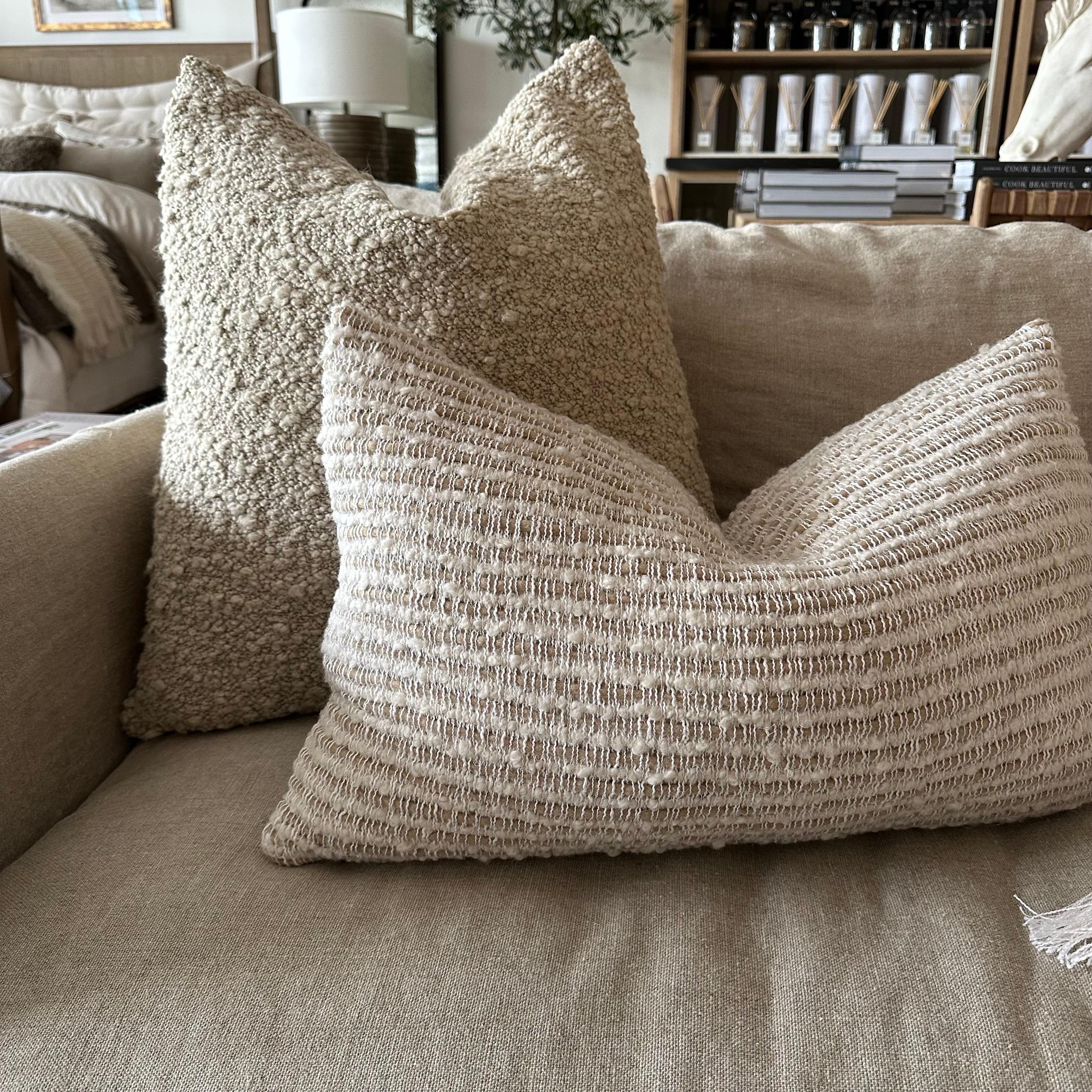 Textured Wool and Linen Lumbar Pillow In New Condition For Sale In Brea, CA