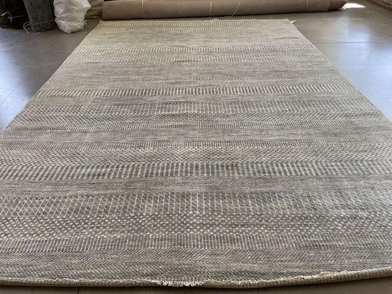 Texturierter Wollteppich Gray im Zustand „Neu“ im Angebot in West Hollywood, CA