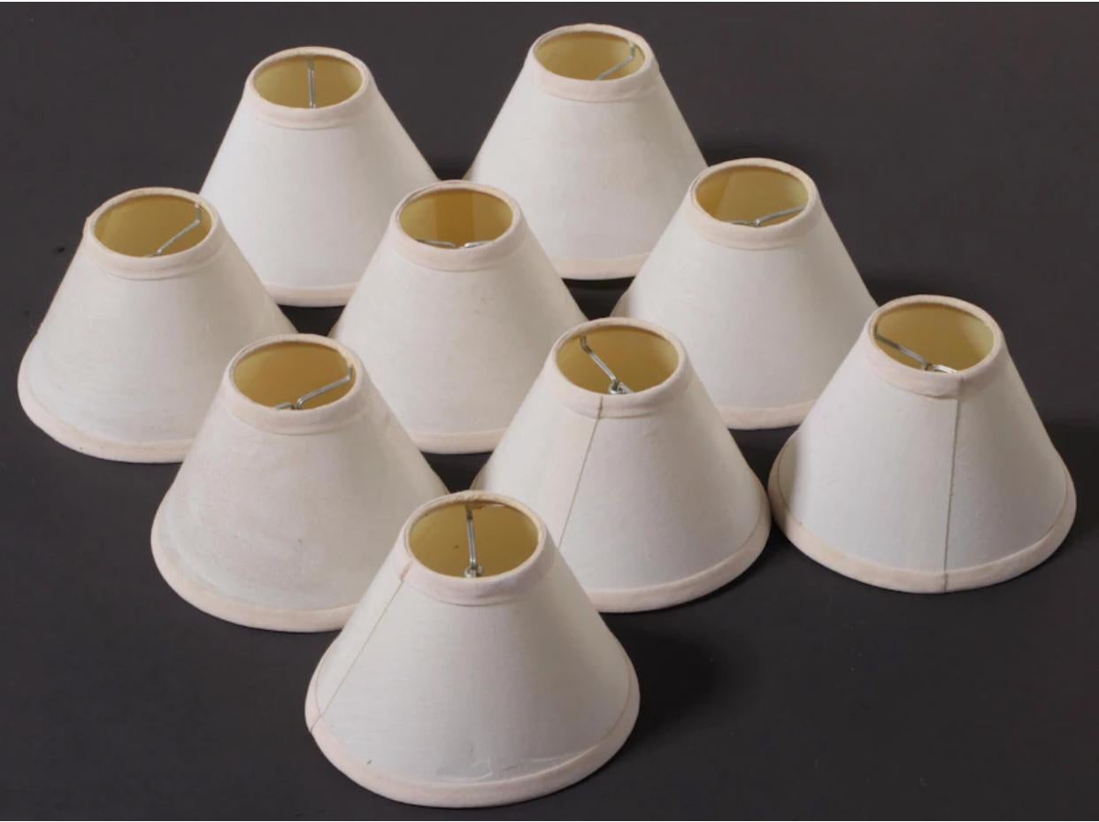 Lampadario a nove bracci in ferro battuto con corallo finto, diametro 50