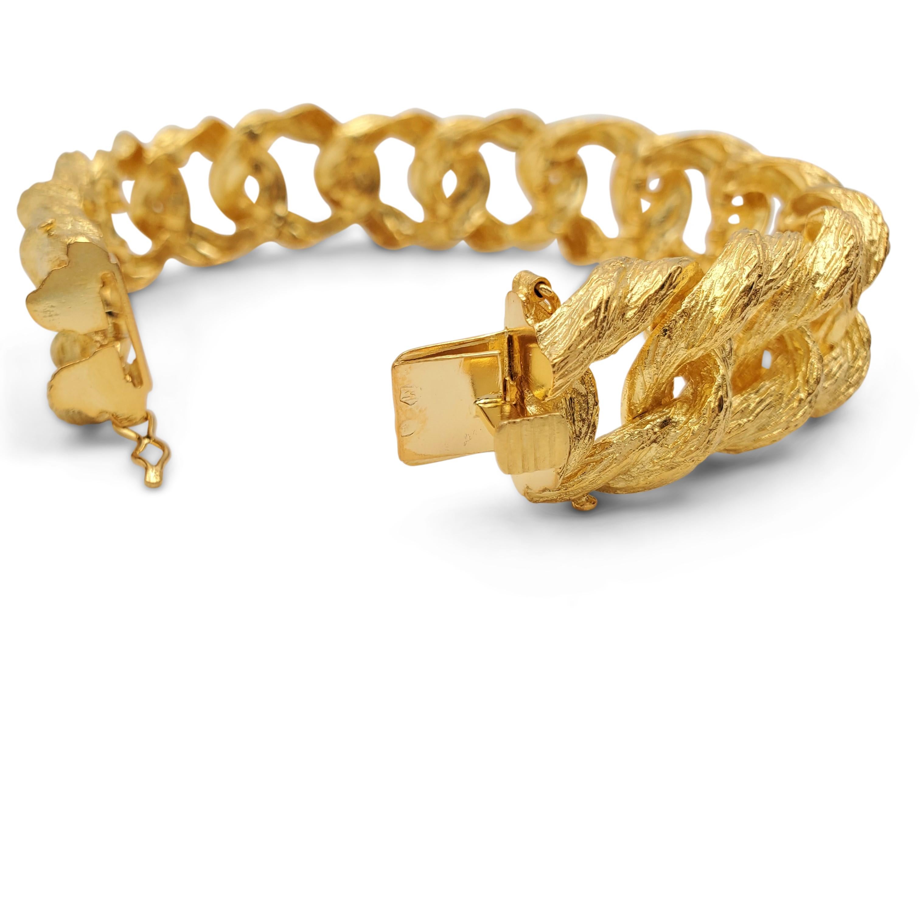 Textured Yellow Gold Curb Link Bracelet 2