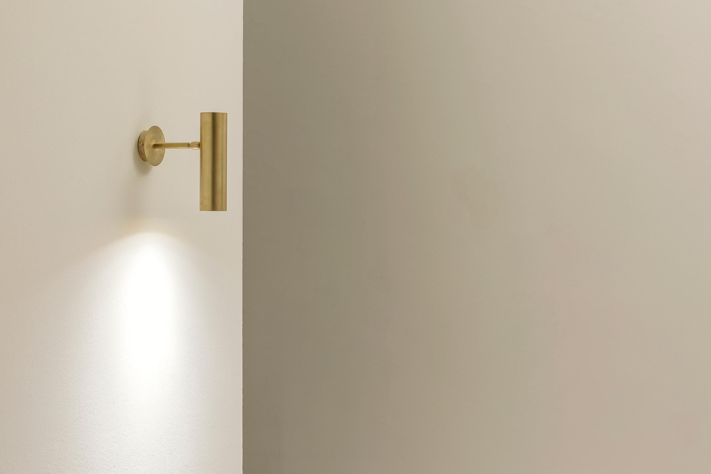Contemporary TF400 Wall Lamp in Satin Brass with Orientable Tubular Diffuser by Daluce For Sale