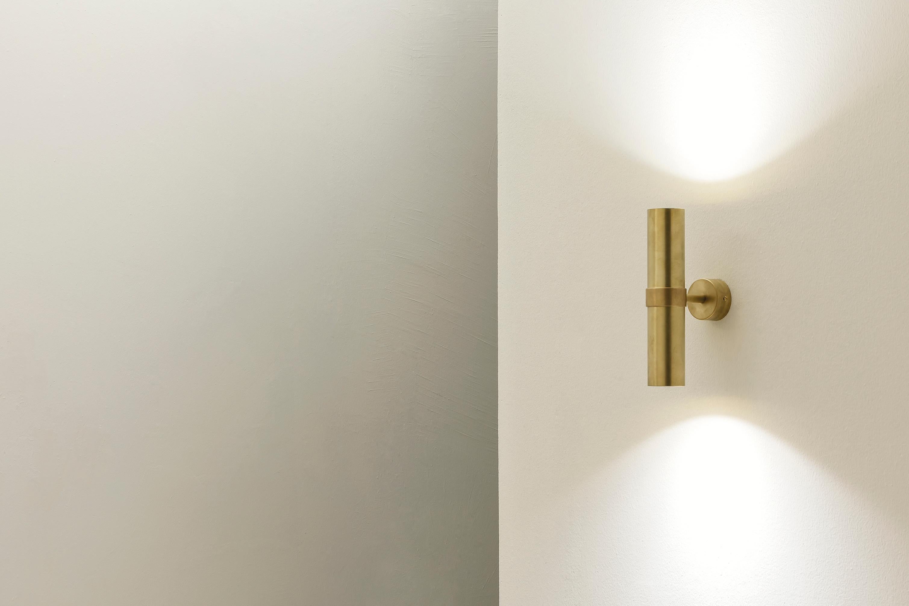 Italian TF410 Wall Lamp in Satin Brass with Two Orientable Tubular Diffusers by Daluce For Sale