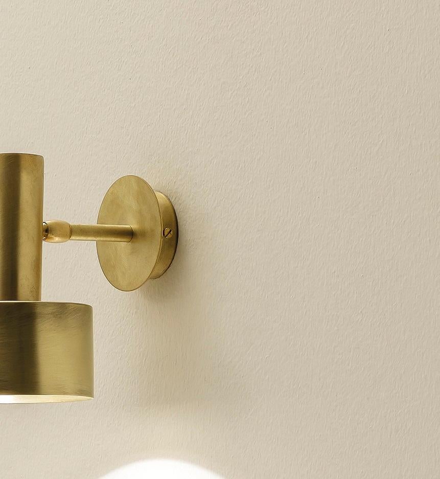 Altro TF460 Wall Lamp in Satin Brass with Orientable Two-Element Diffuser by Daluce in vendita