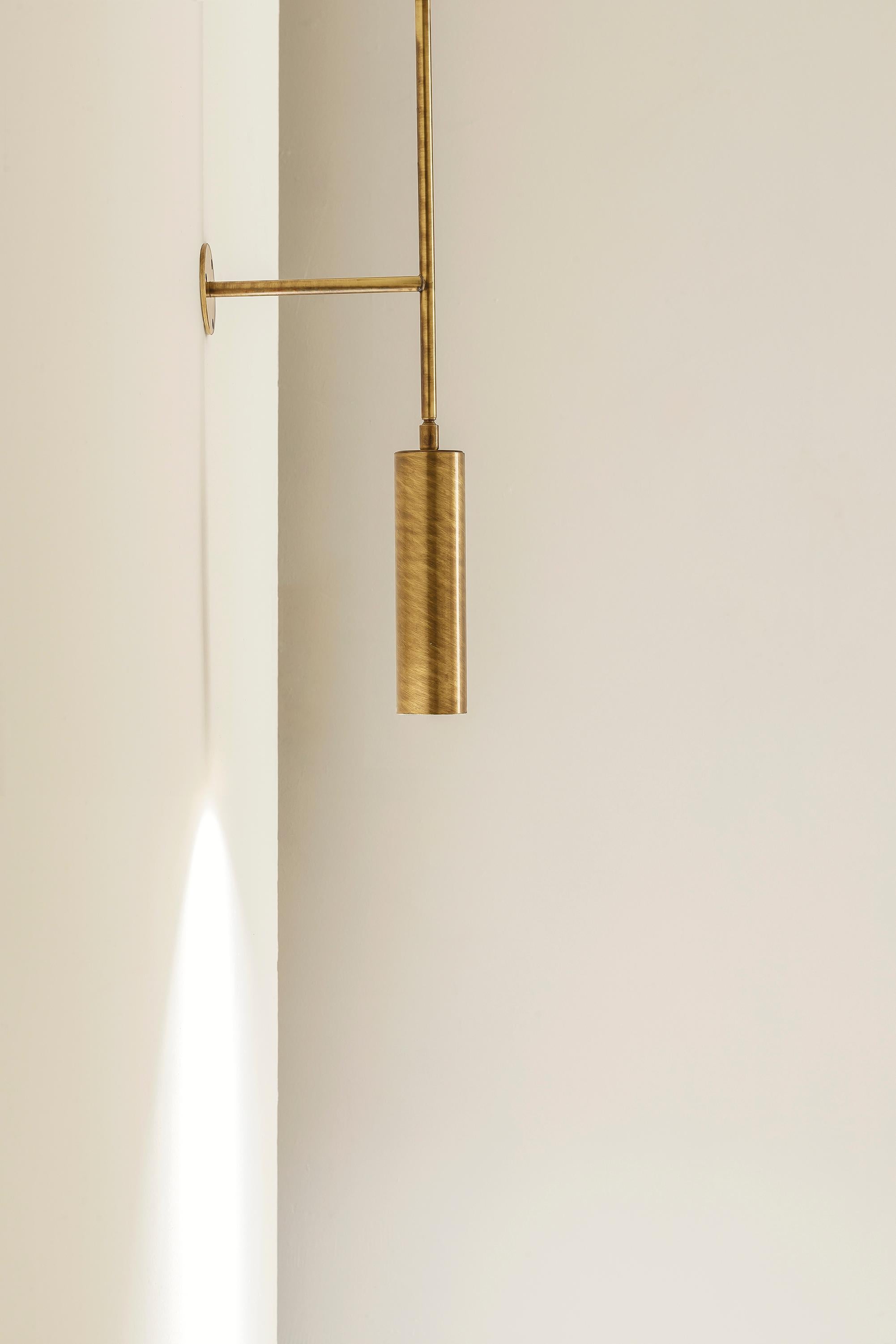 Altro TF511 Ceiling Lamp in Satin Brass with an Orientable Tubular Diffuser by Daluce in vendita