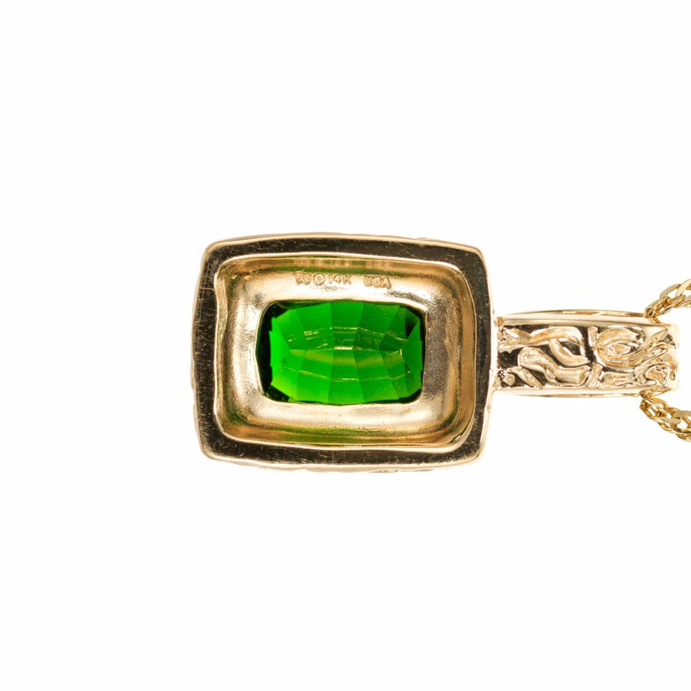 TG Halskette mit Anhänger aus Gelbgold mit 2,25 Karat grünem Turmalin Damen im Angebot
