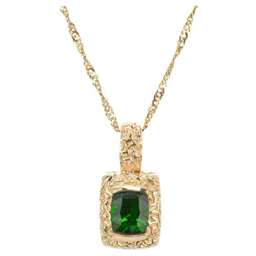 TG 2.25 Carat Green Tourmaline Yellow Gold Pendant Necklace For Sale