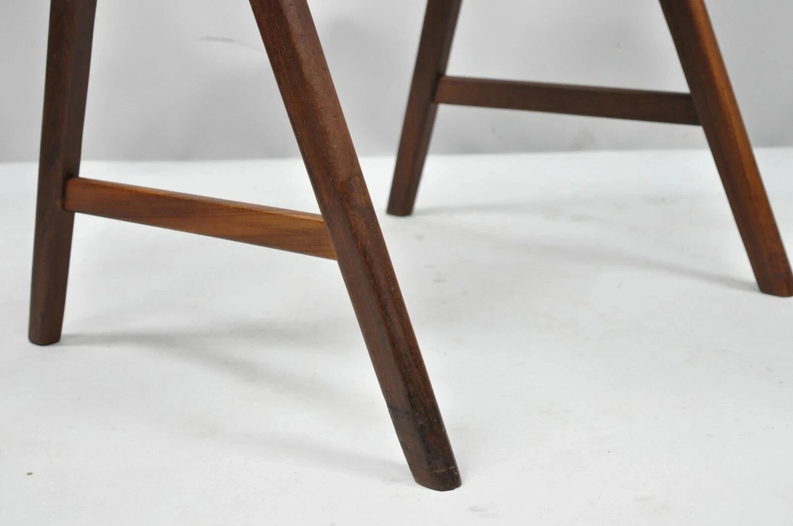 Teak T.H. Harlev Farstrup - Sedia da pranzo a telaio ad A in teak danese del Mid Century Modern in vendita