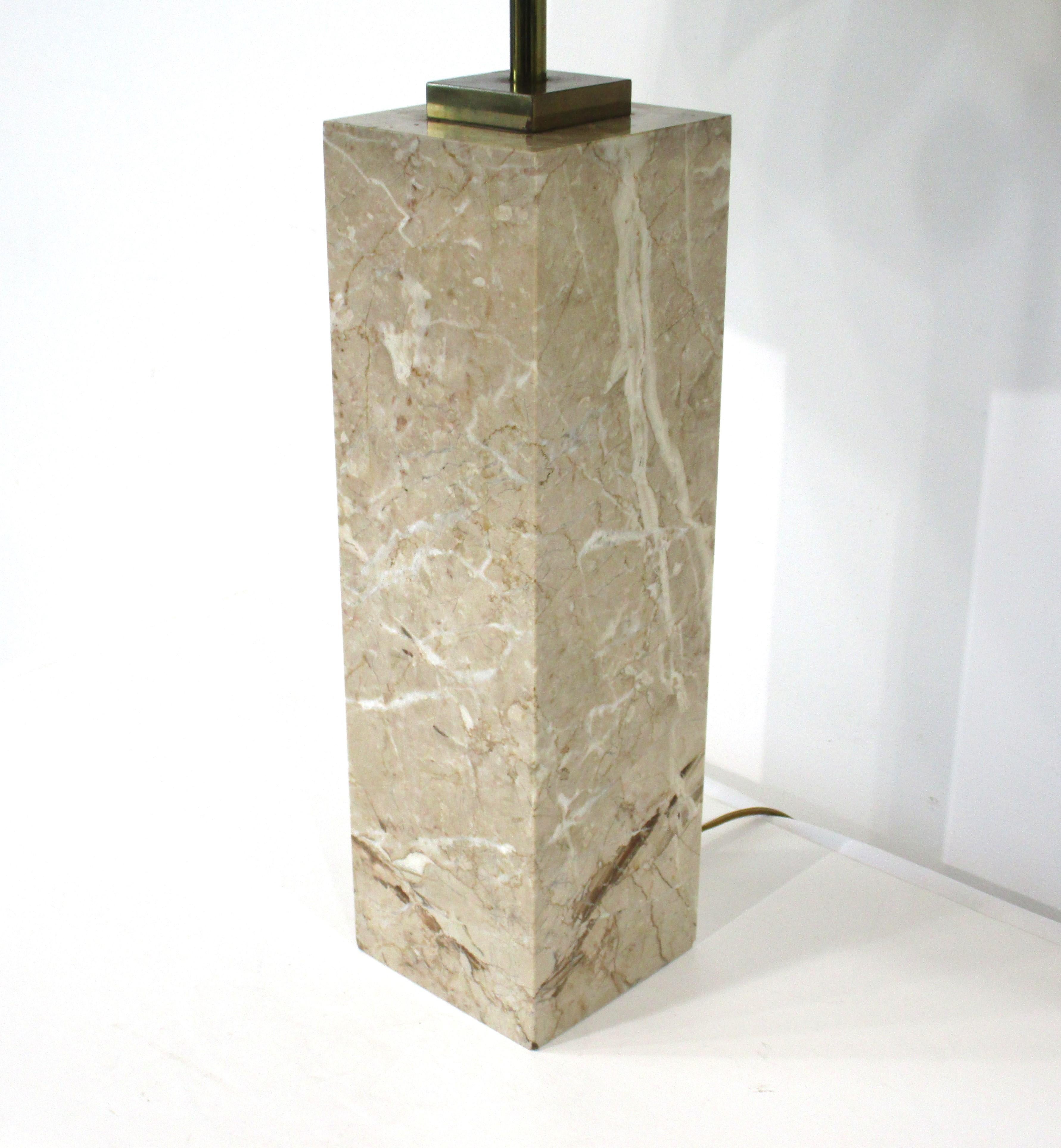 Laiton T.H. Lampe de table en marbre Robs John - Gibbings pour Hansen en vente