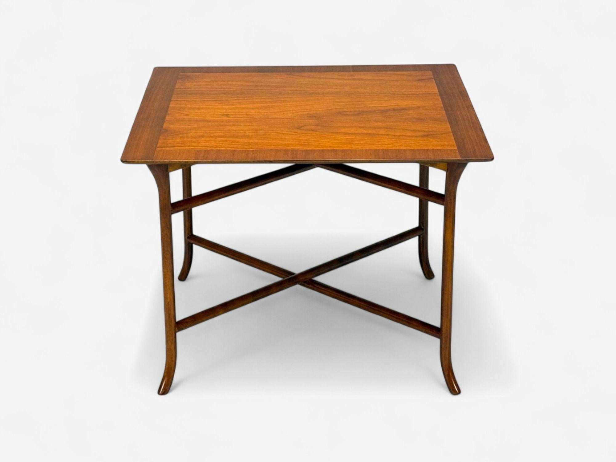 T.H. Robsjohn-Gibbings, American Modern, Walnut, Side Table, USA, 1960s In Good Condition For Sale In Manhasset, NY