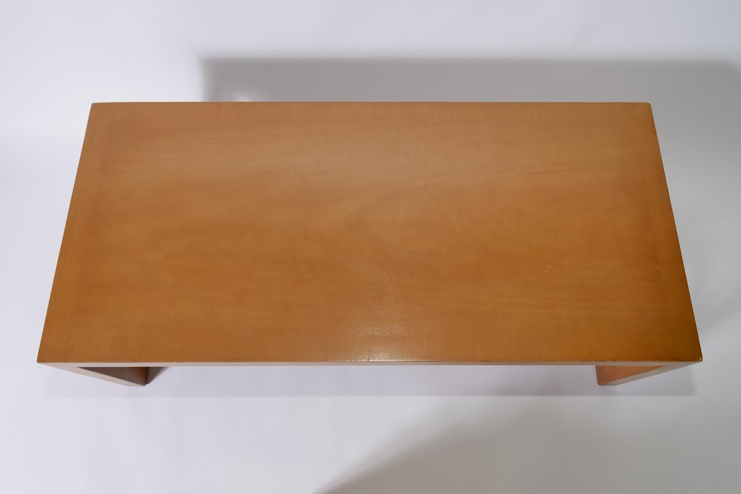 Américain Table grenouille de palmier sculptée de TH Robsjohn- Gibbings en vente