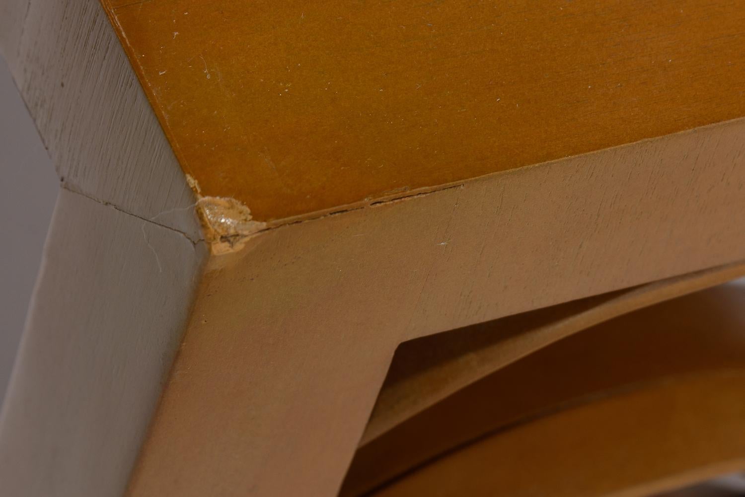 Table grenouille de palmier sculptée de TH Robsjohn- Gibbings en vente 1