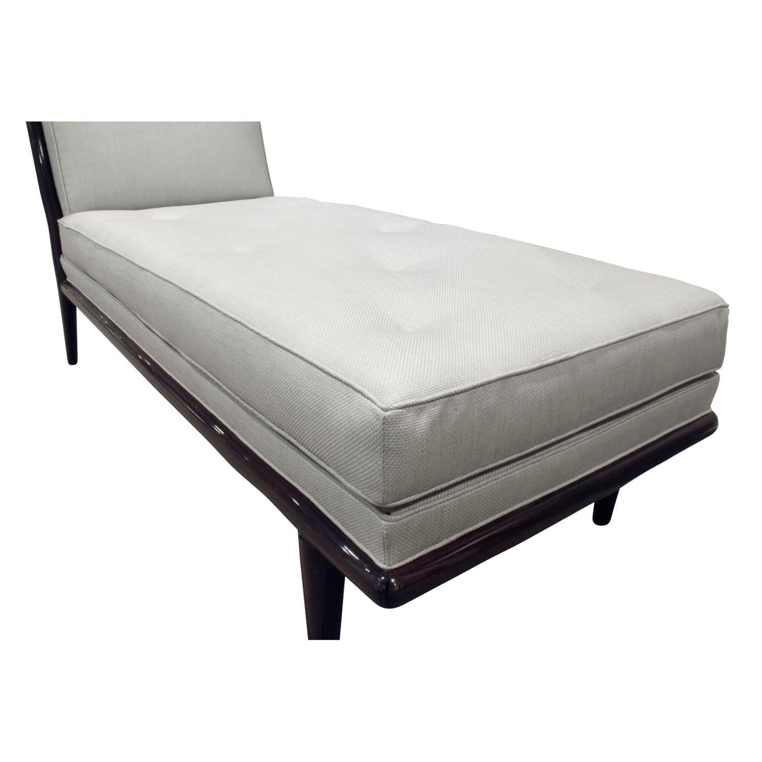 Mid-20th Century T.H. Robsjohn-Gibbings Classic Chaise, 1950s