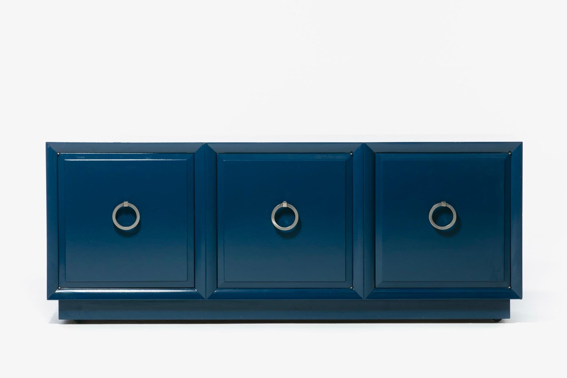 T.H. Robsjohn Gibbings Credenza for Widdicomb in Blue Lacquer with Nickel Pulls For Sale 6