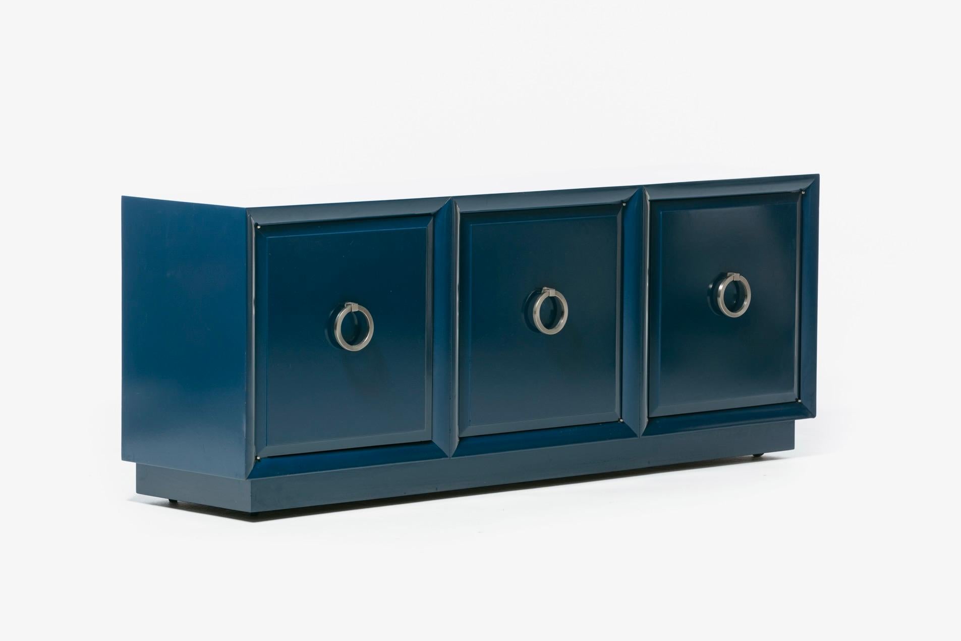 T.H. Robsjohn Gibbings Credenza for Widdicomb in Blue Lacquer with Nickel Pulls For Sale 2