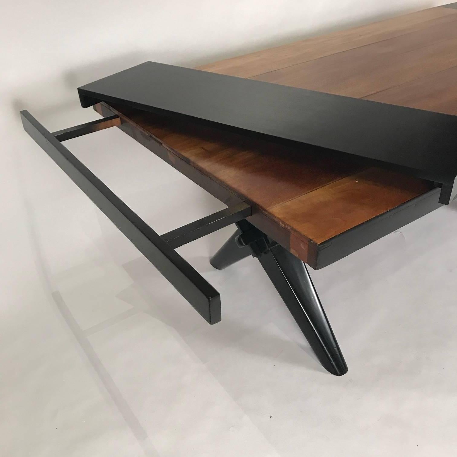 Mid-Century Modern T.H. Robsjohn-Gibbings Dining Table with Lacquered Leaves and 