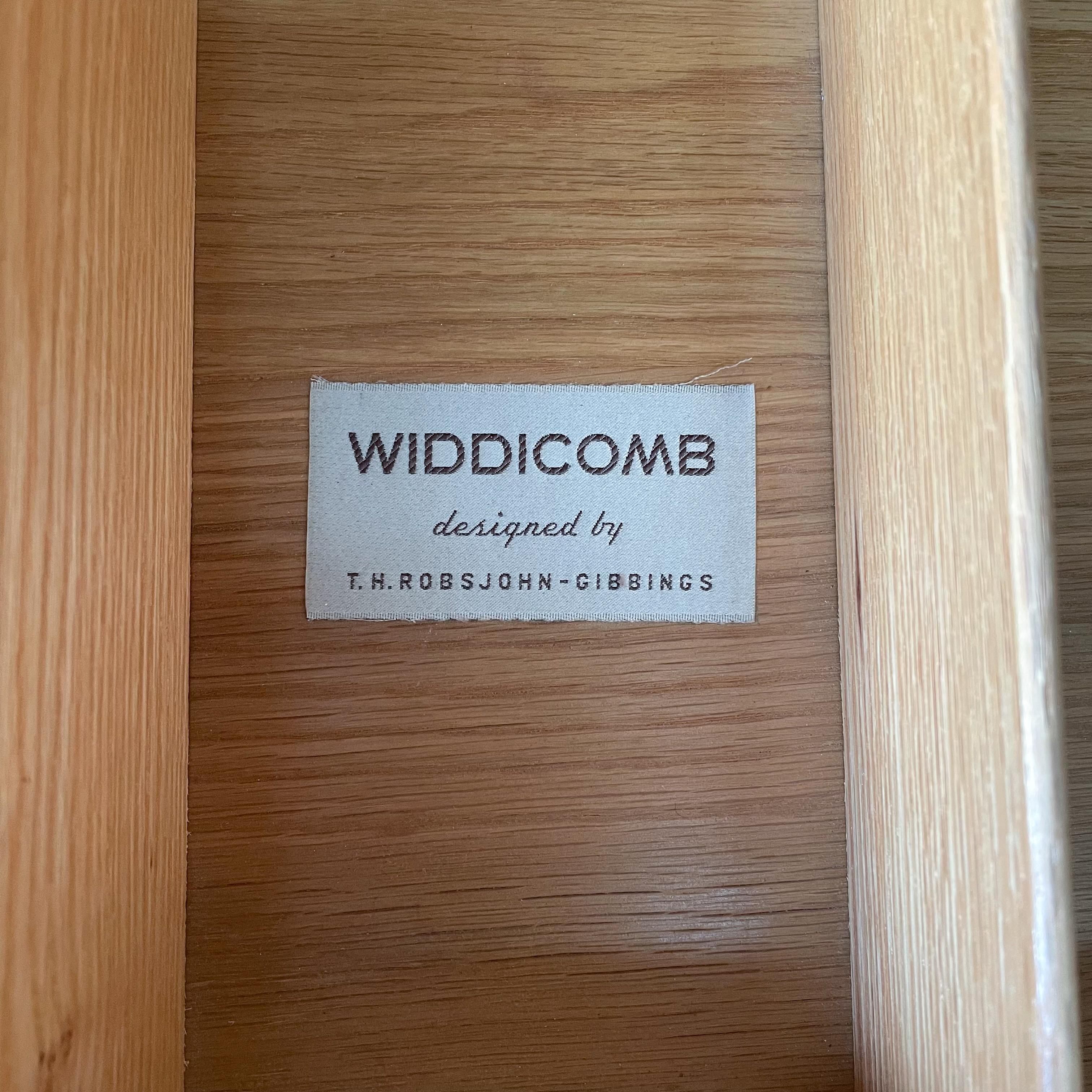 Mid-20th Century T.H. Robsjohn-Gibbings Dresser for Widdicomb