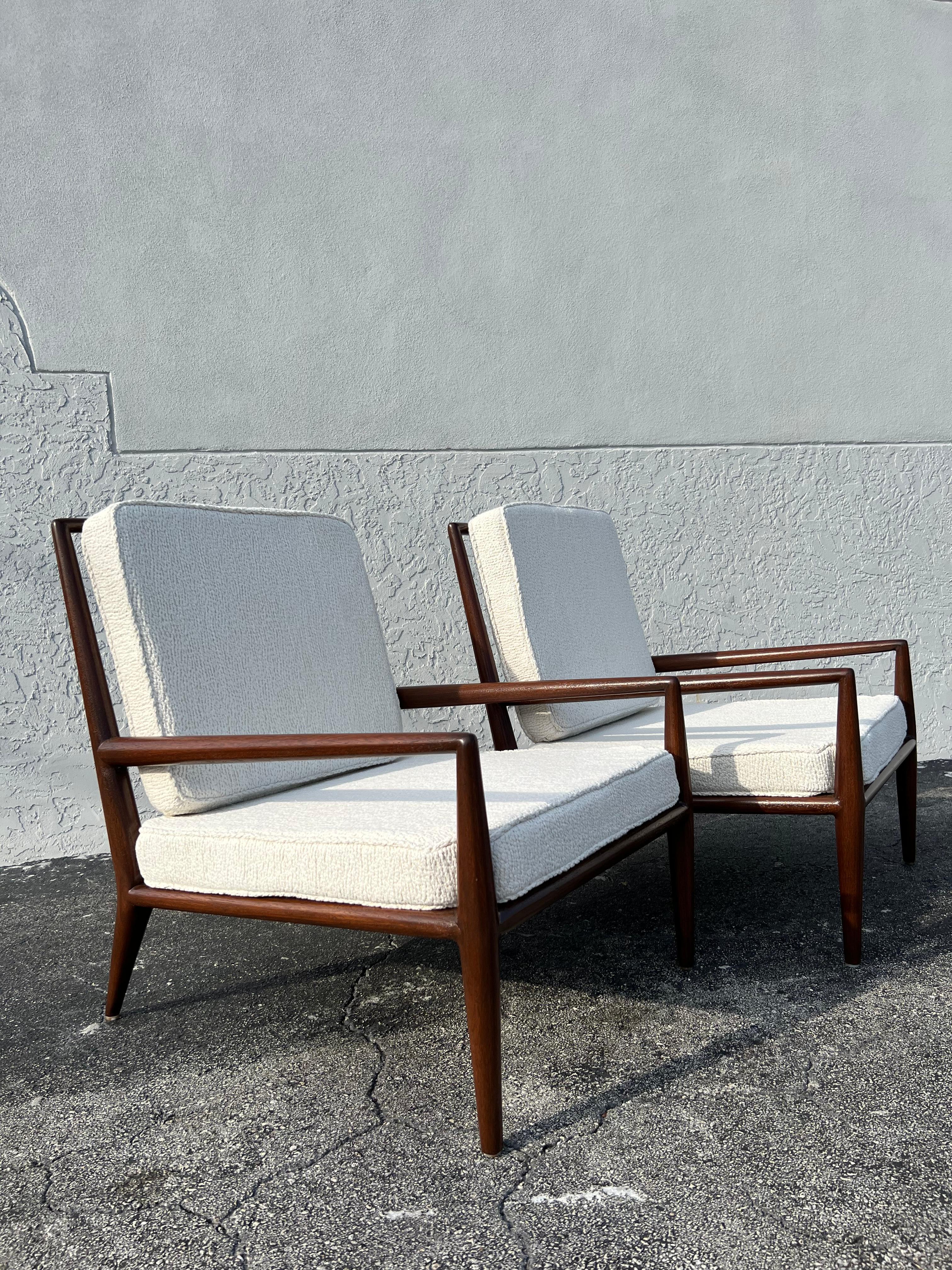 North American T.H Robsjohn-Gibbings for Widdicomb Attributed Lounge Chairs, a Pair For Sale